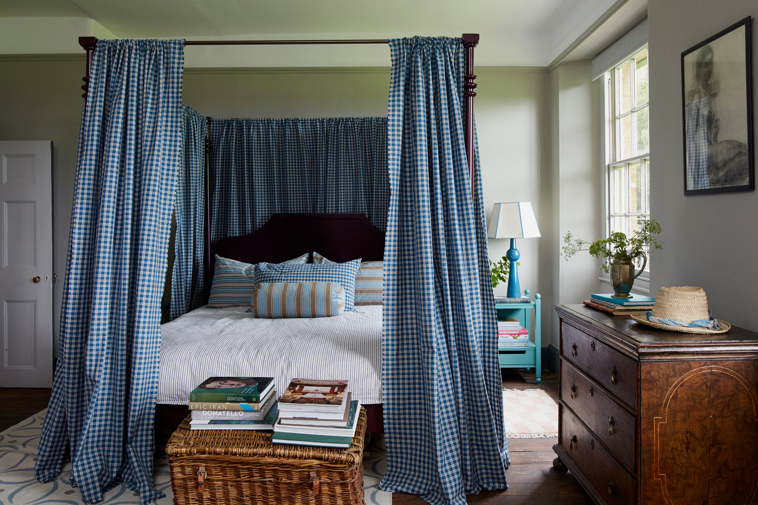 Versatile elegance: four reasons we love four-poster beds