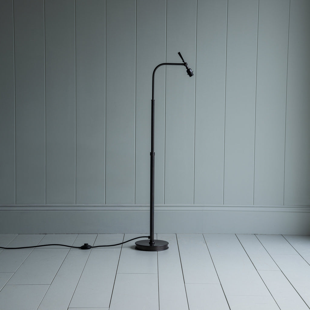 Floor Lamp Base in Waxed Brass - NiX