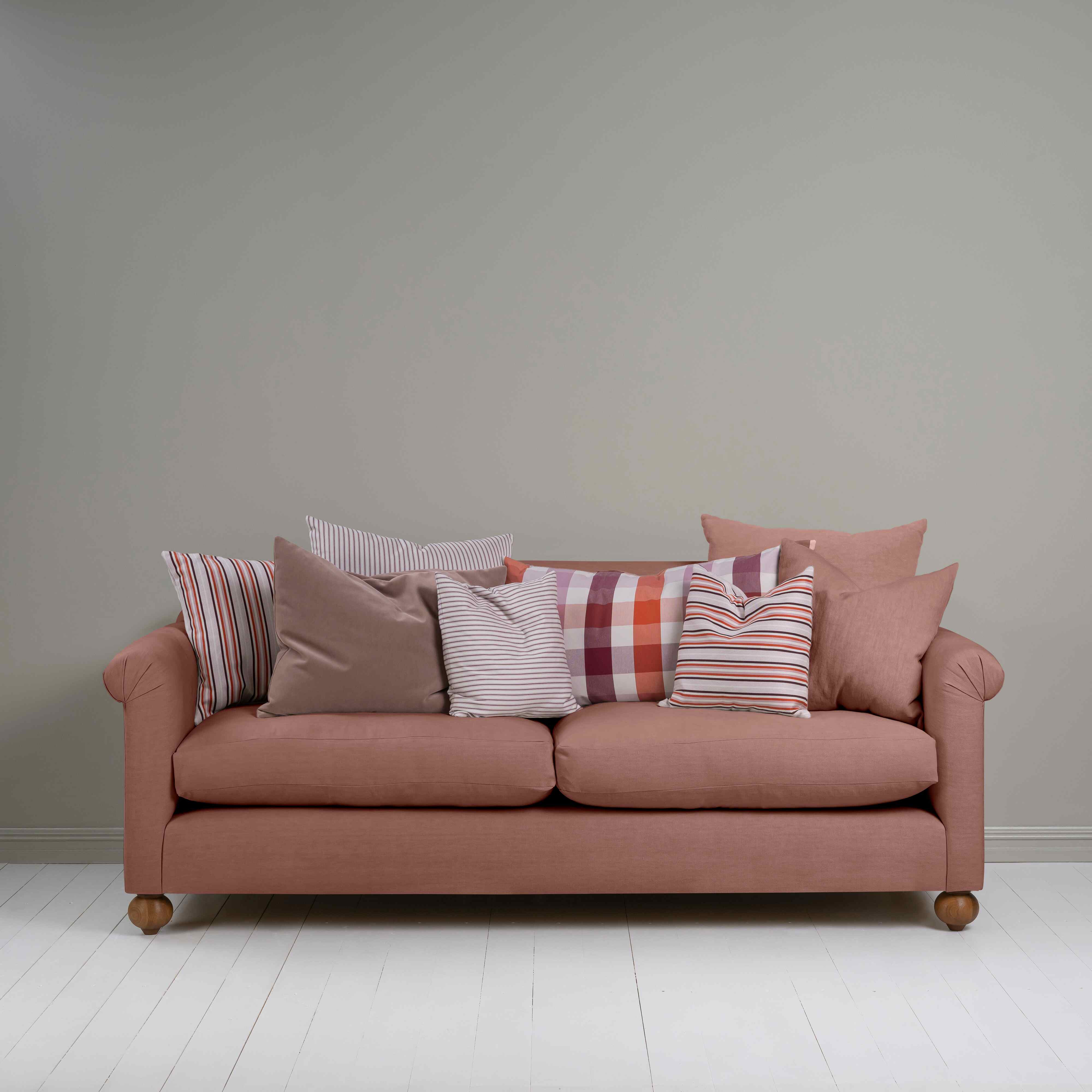  Dolittle 4 seater Sofa in Laidback Linen Sweet Briar 