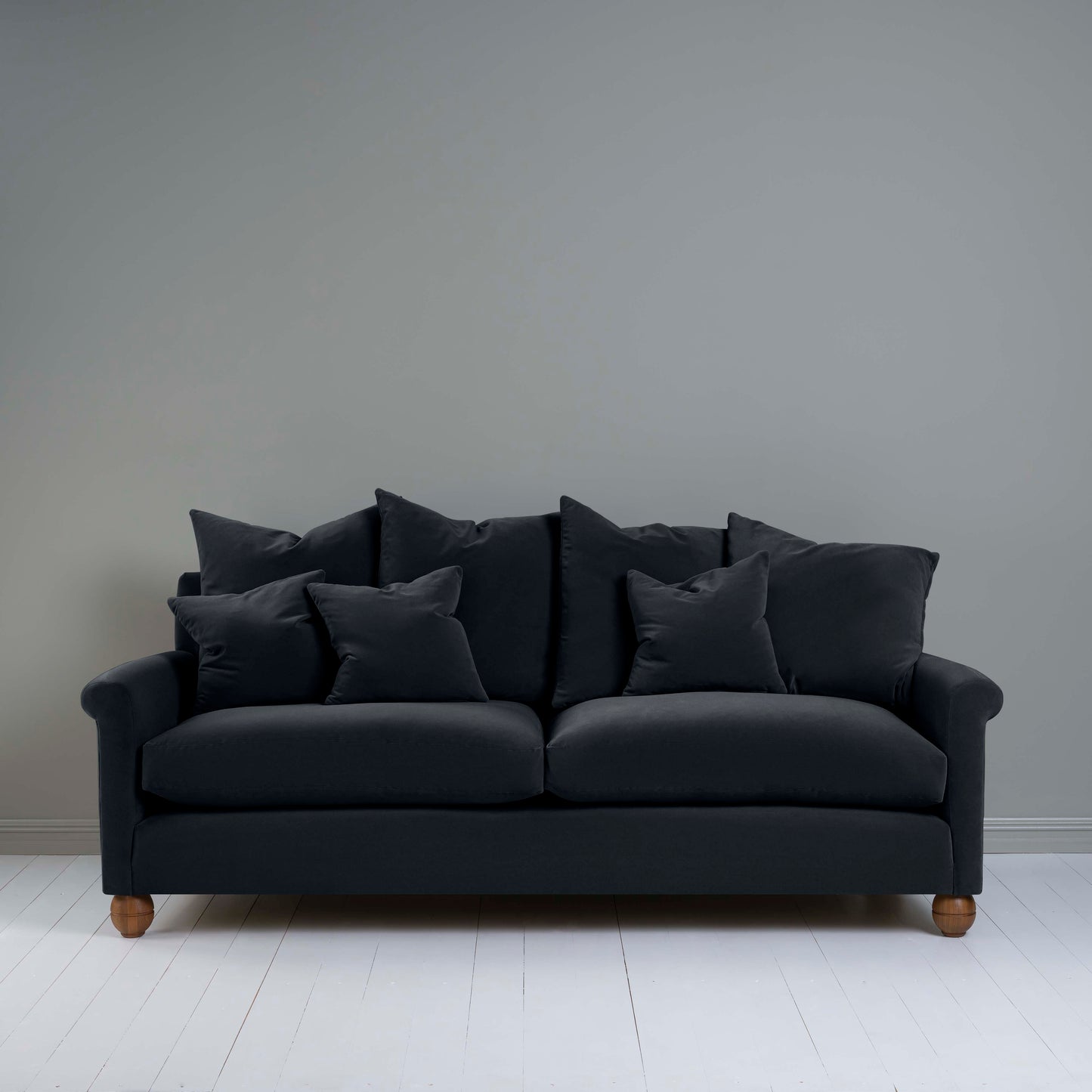 Idler 4 seater sofa in Intelligent Velvet Onyx