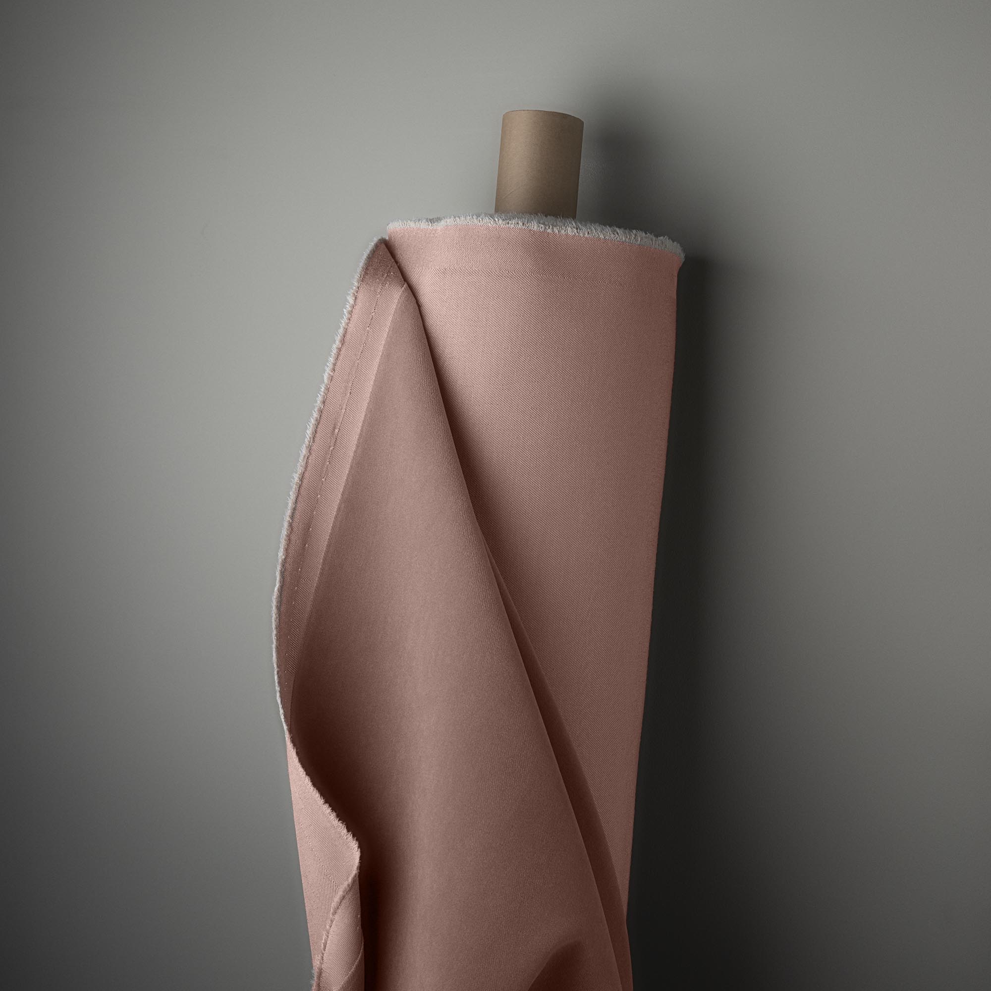 Intelligent Velvet Dusky Pink Fabric Roll - NiX
