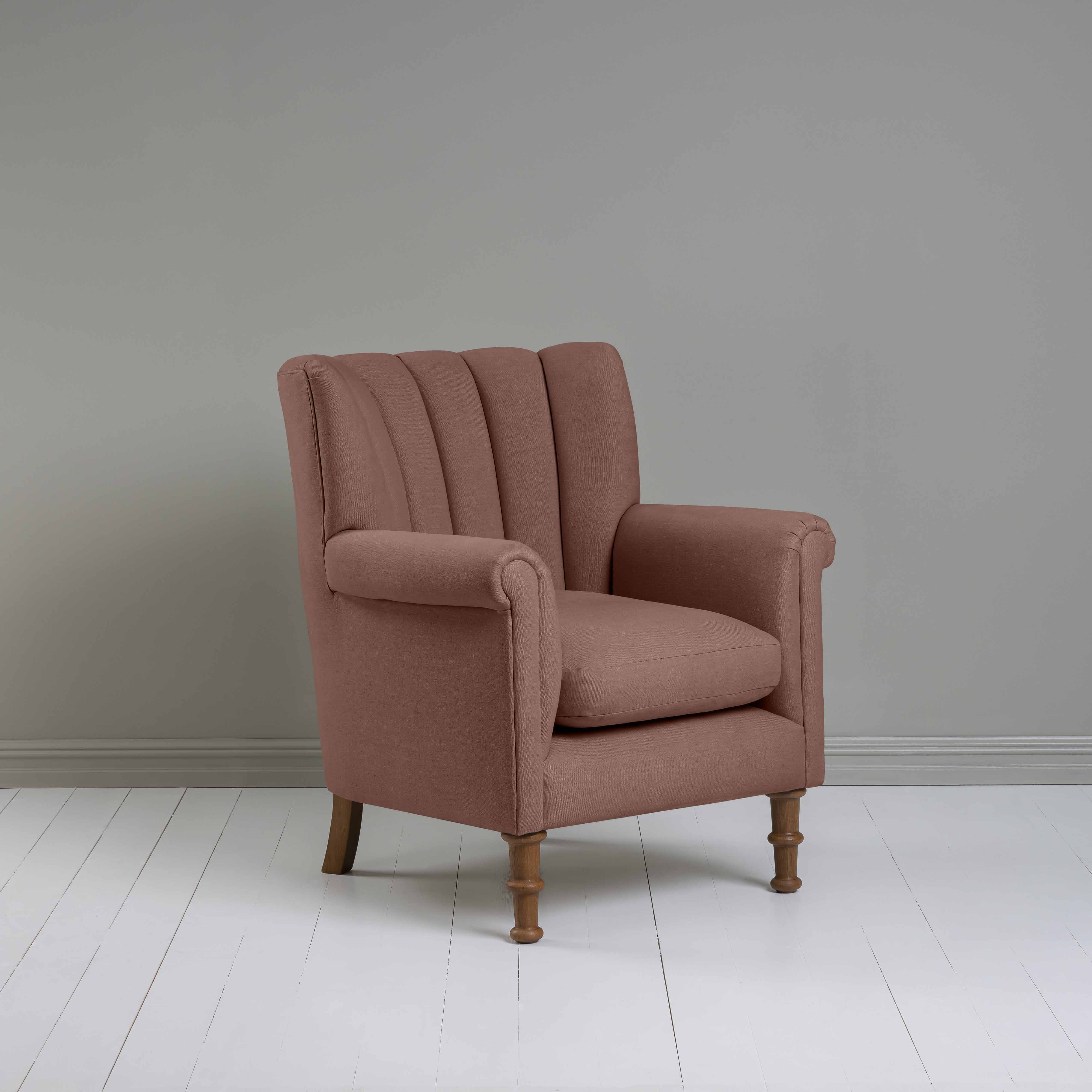 Time Out Armchair in Laidback Linen Sweet Briar, NiX