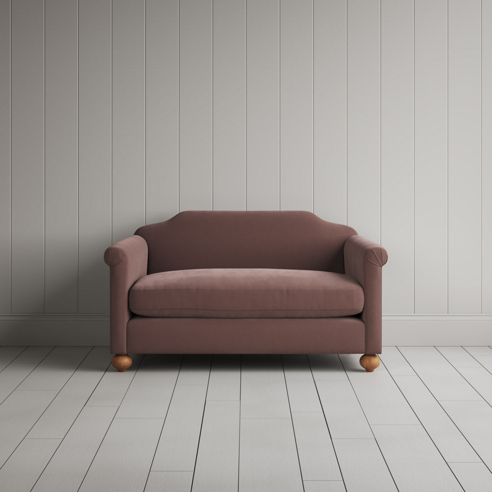 Front view of the Idler big love seat by NiX