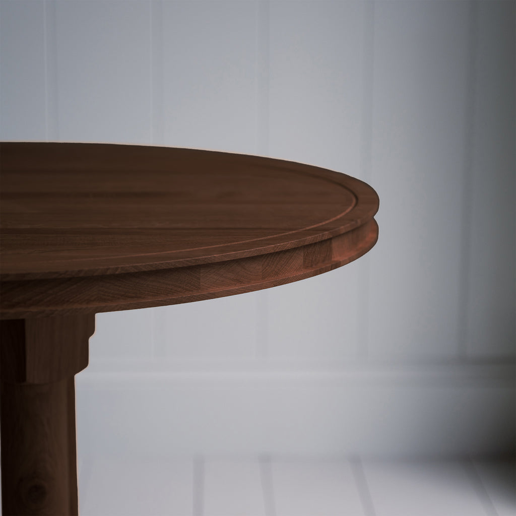 Round Edge Design of Gather Round Dining Table in Oak