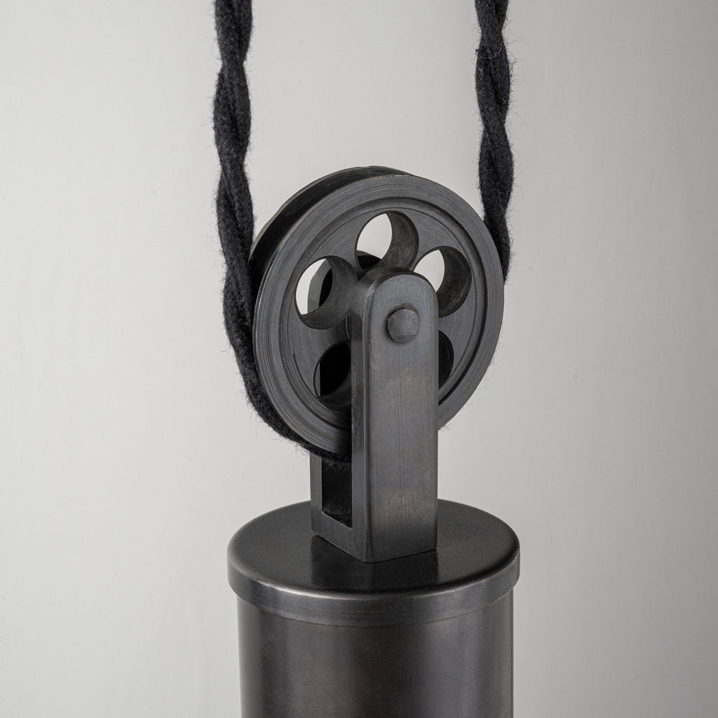 Ceiling Light Moveable Pully for Flexibility