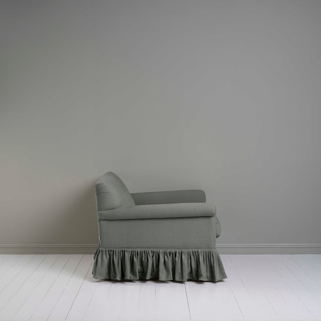  Curtain Call Love Seat in Laidback Linen Shadow 