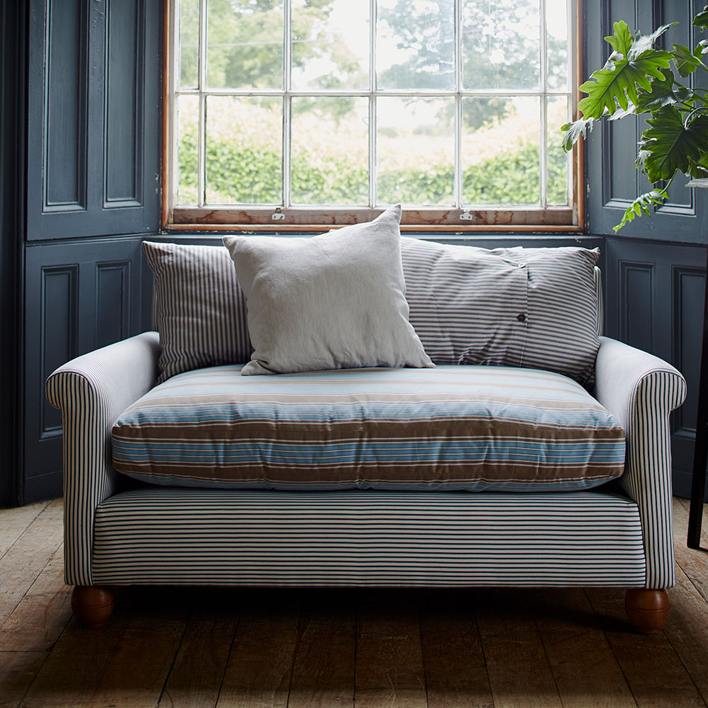 Square Kip Cushion in Laidback Linen, Dove