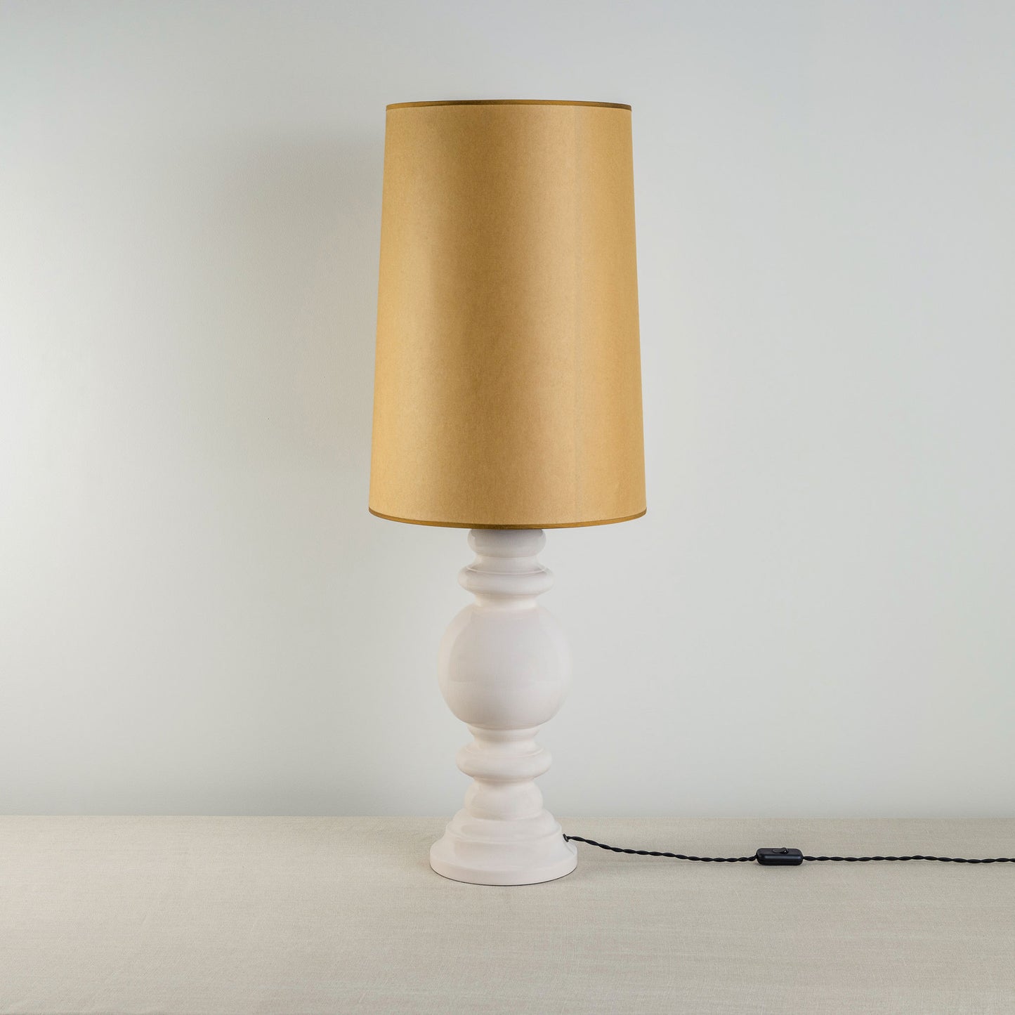 Hourglass Ceramic Table Lamp Base in White