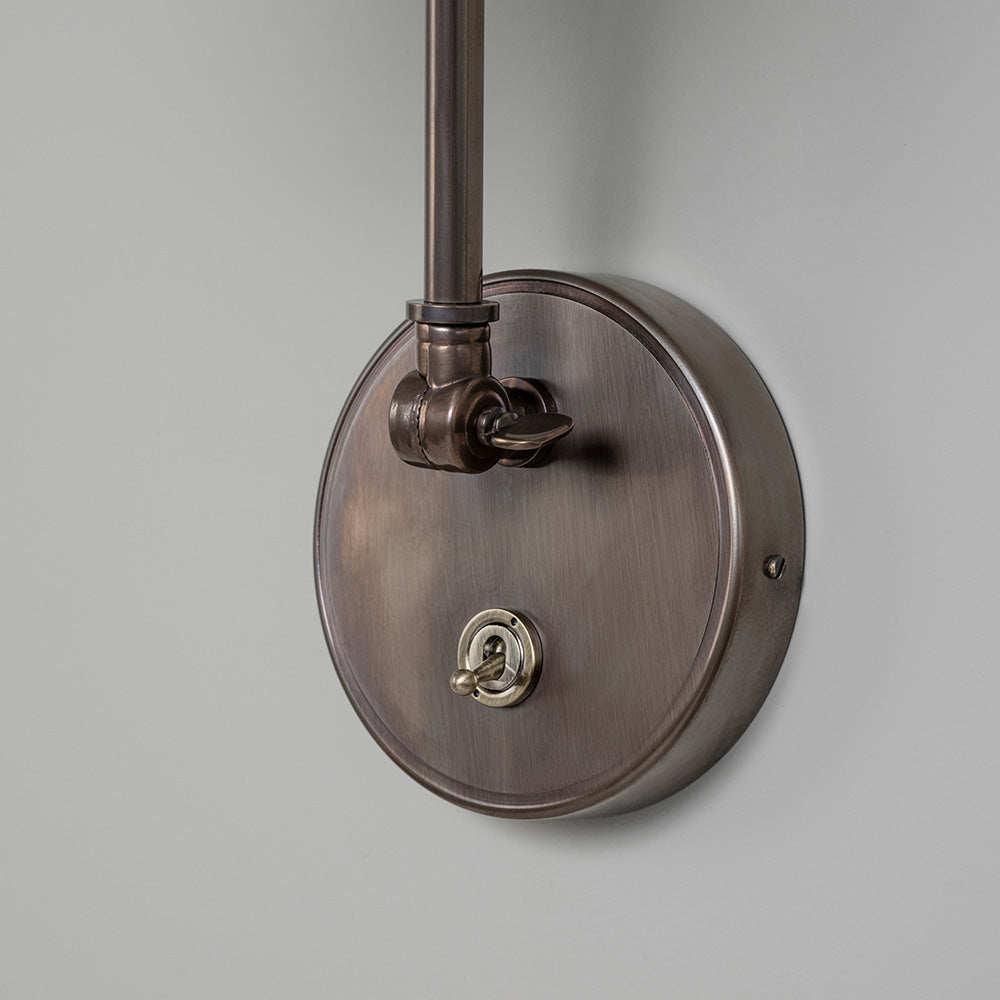 Focused Wall Light in Waxed Brass, Swivels Left