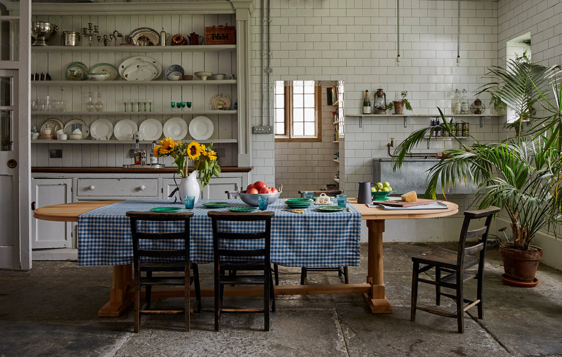 How to choose the perfect dining table for your space