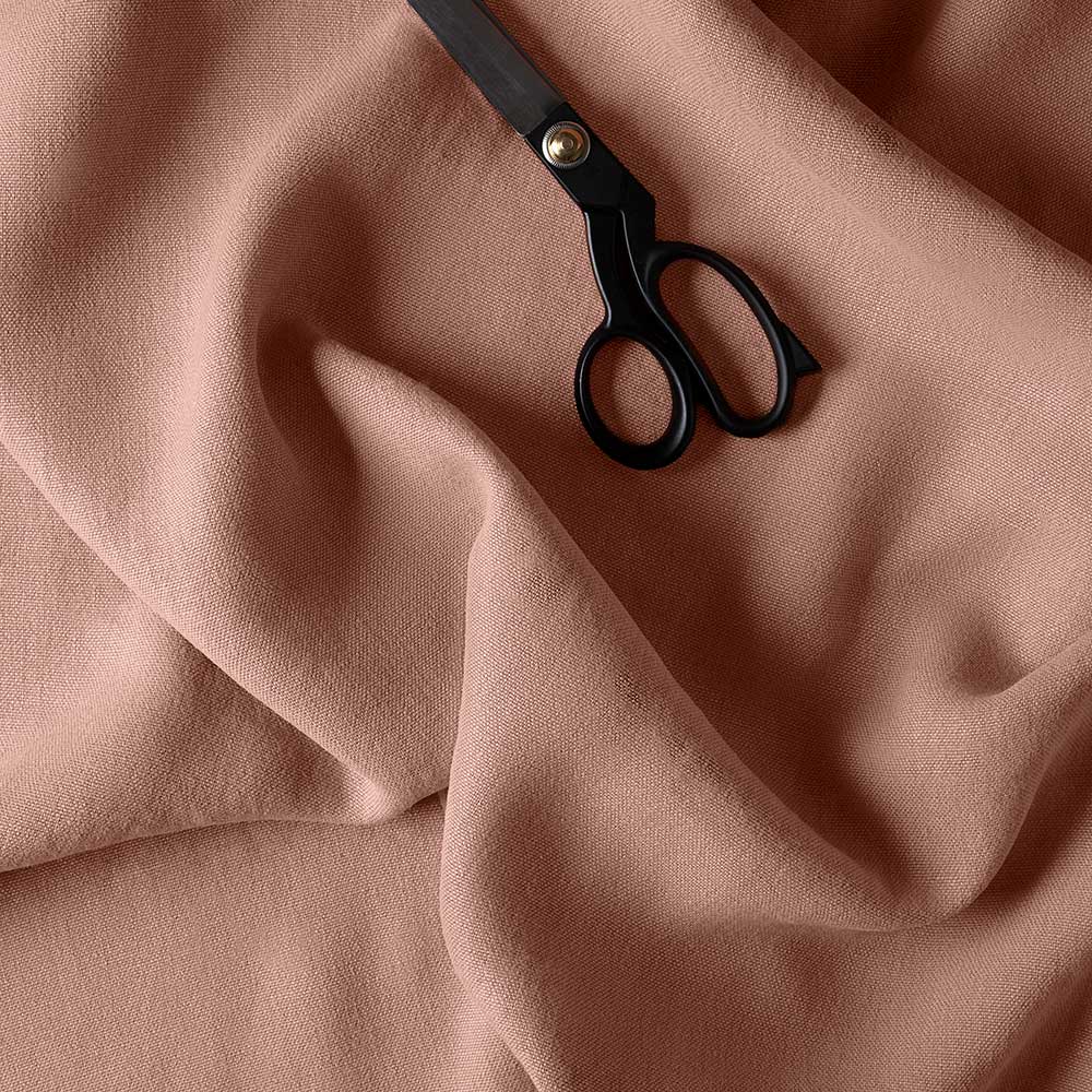  Laidback Linen Roseberry, Fabric With Scissor - Nicola Harding 
