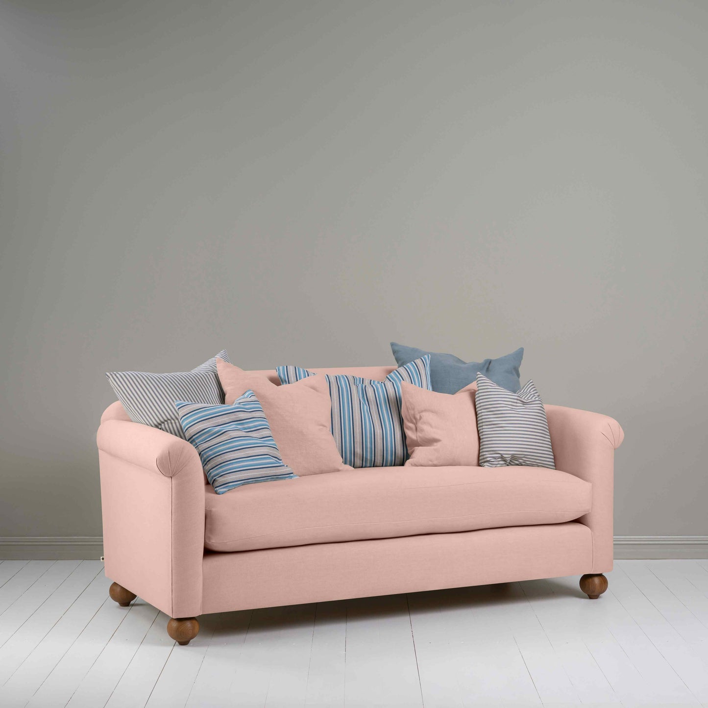 Dolittle 3 Seater Sofa in Laidback Linen Dusky Pink