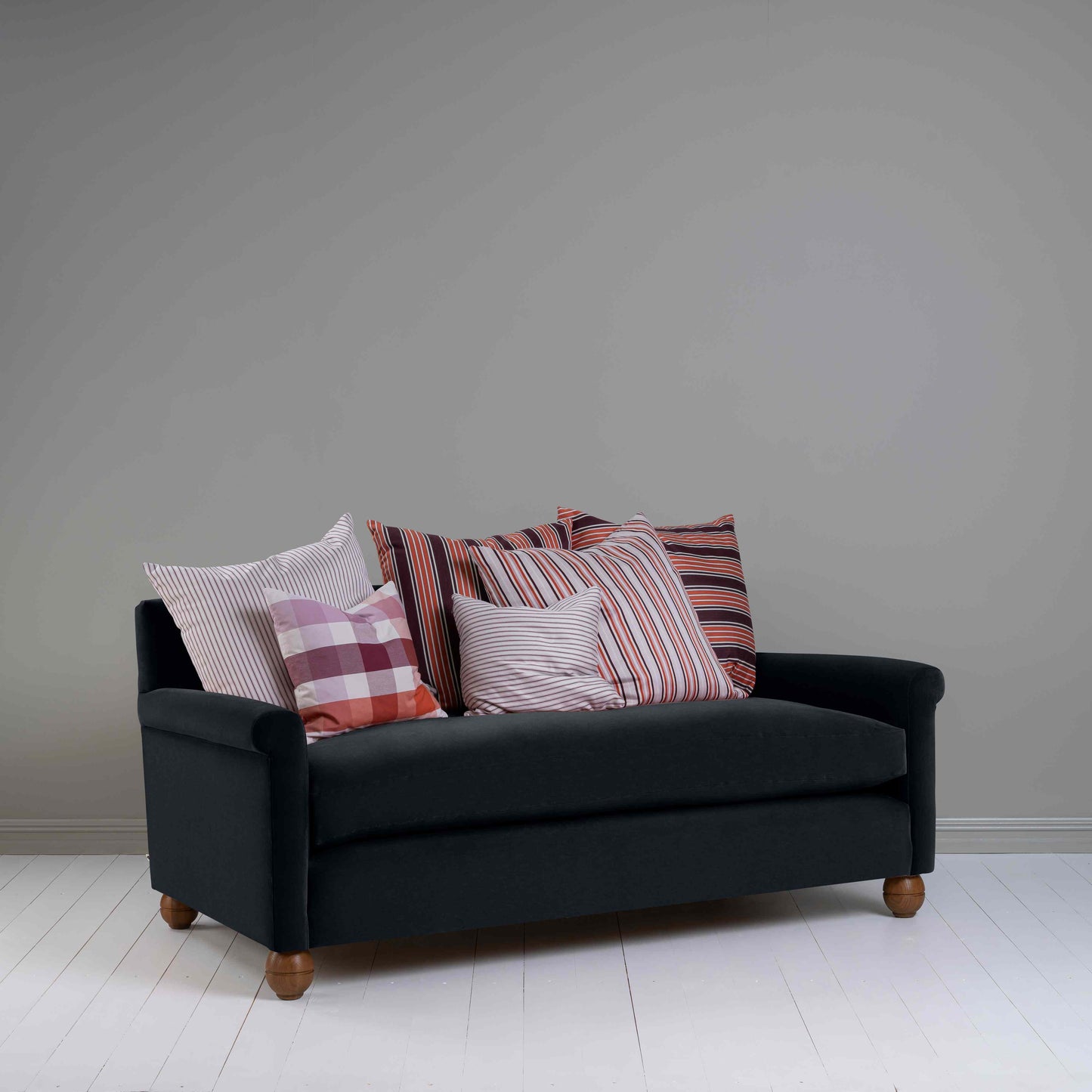 Idler 3 Seater Sofa in Intelligent Velvet Onyx