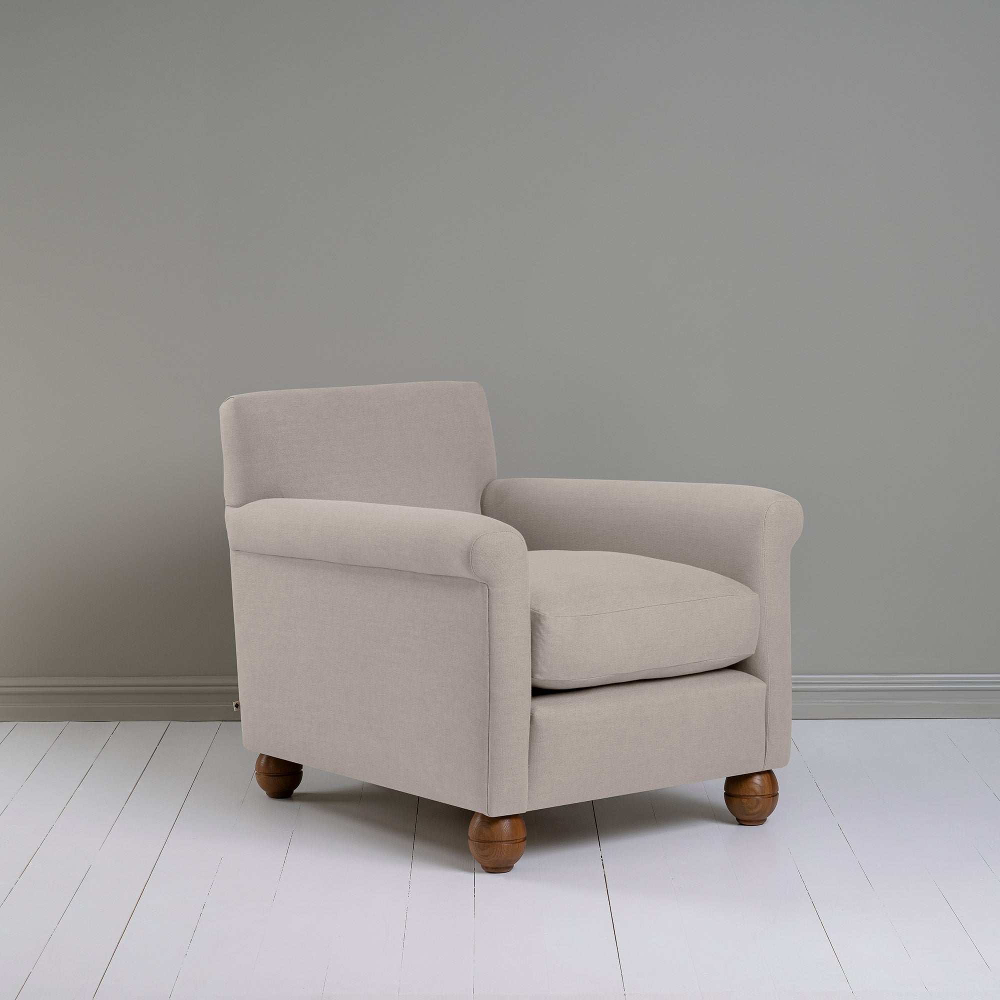 Idler Armchair in Laidback Linen Pearl Grey 