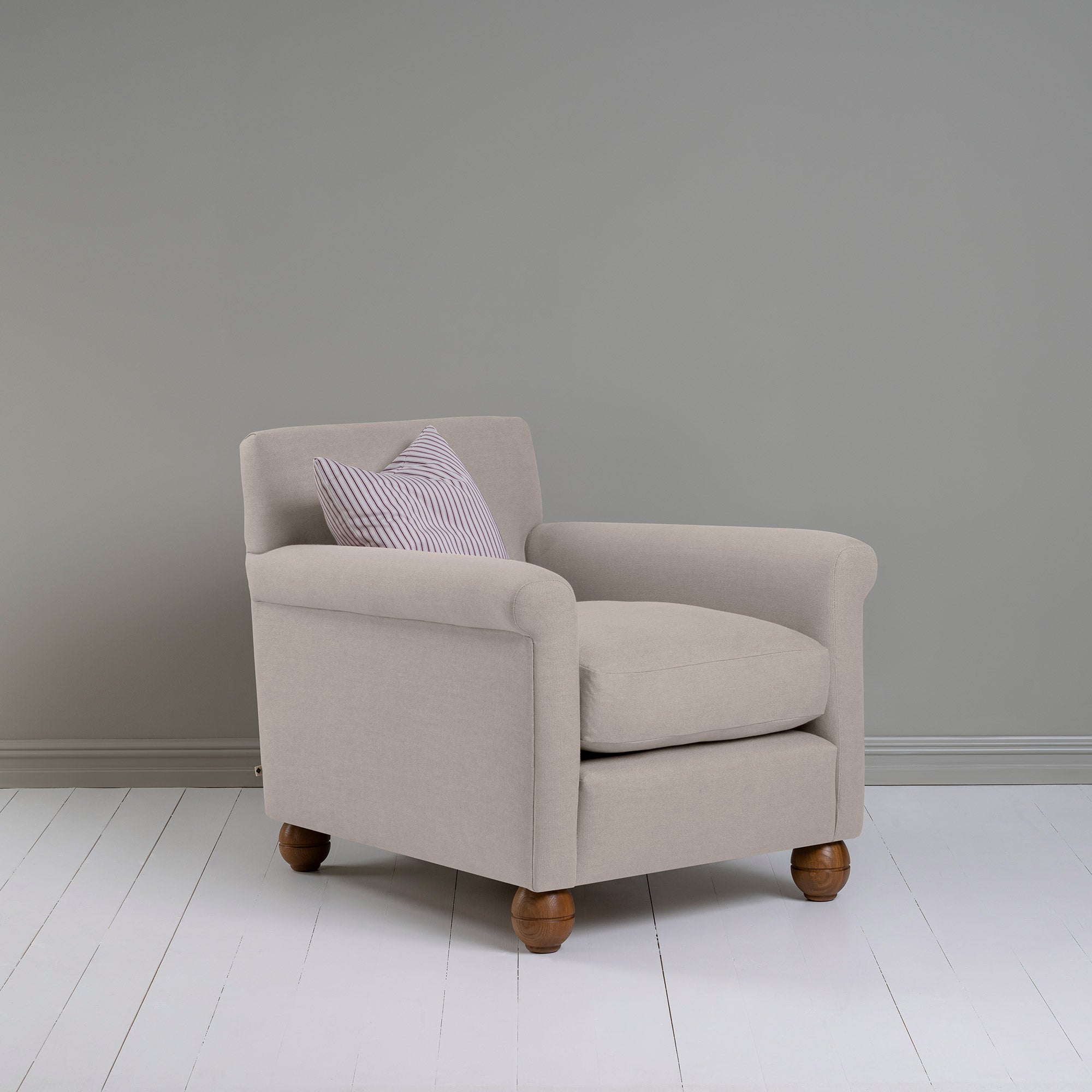  Idler Armchair in Laidback Linen Pearl Grey 