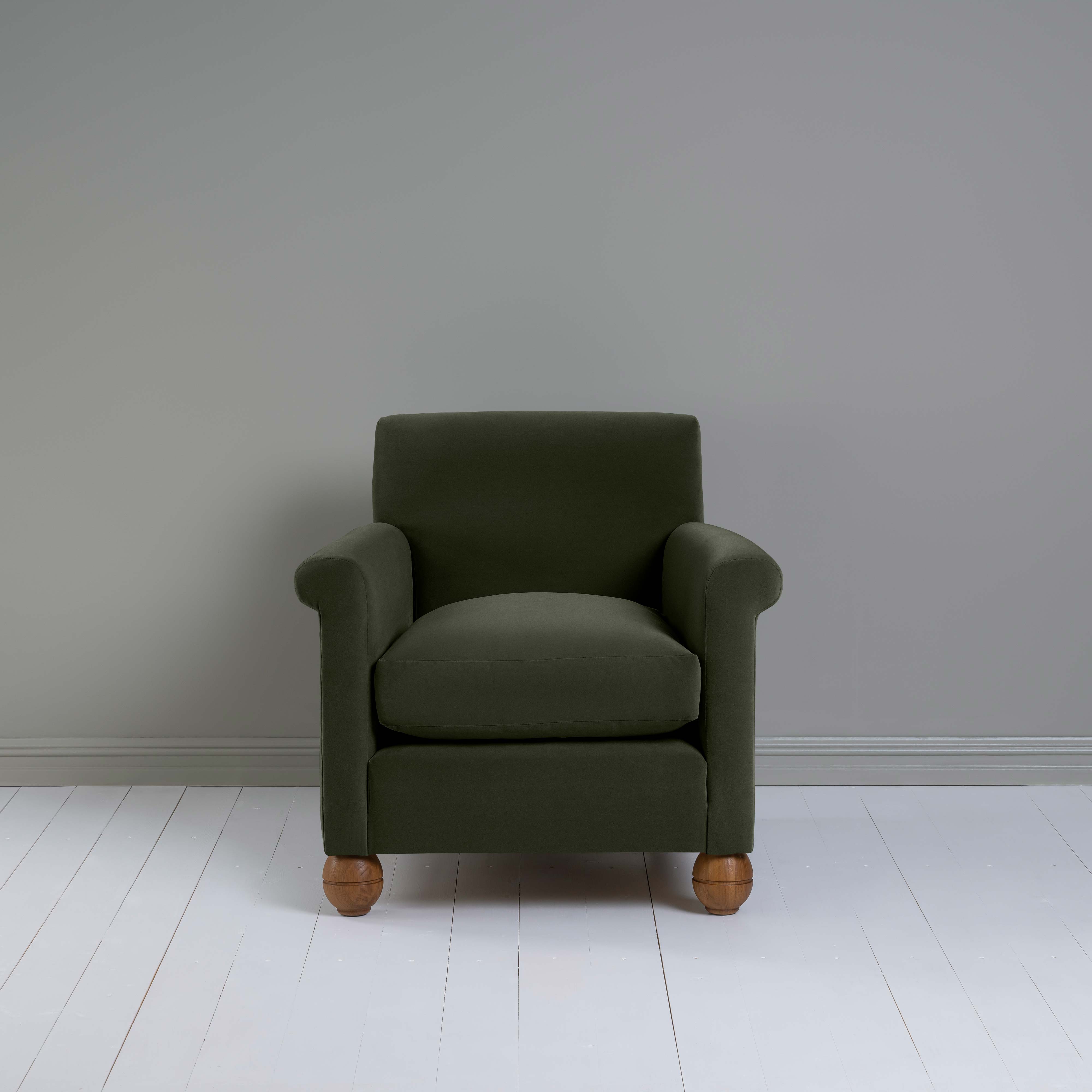  Idler Armchair in Intelligent Velvet Seaweed 