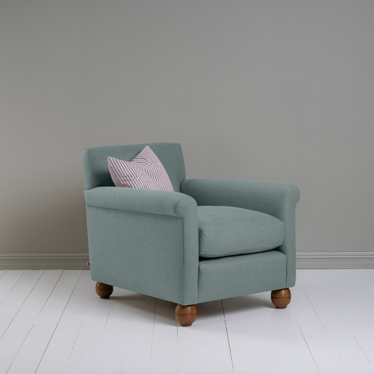  Idler Armchair in Laidback Linen Mineral 