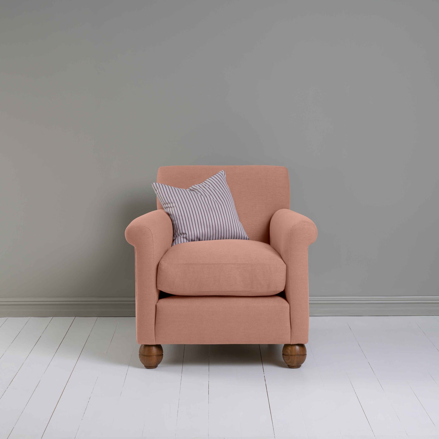 Idler Armchair in Laidback Linen Roseberry