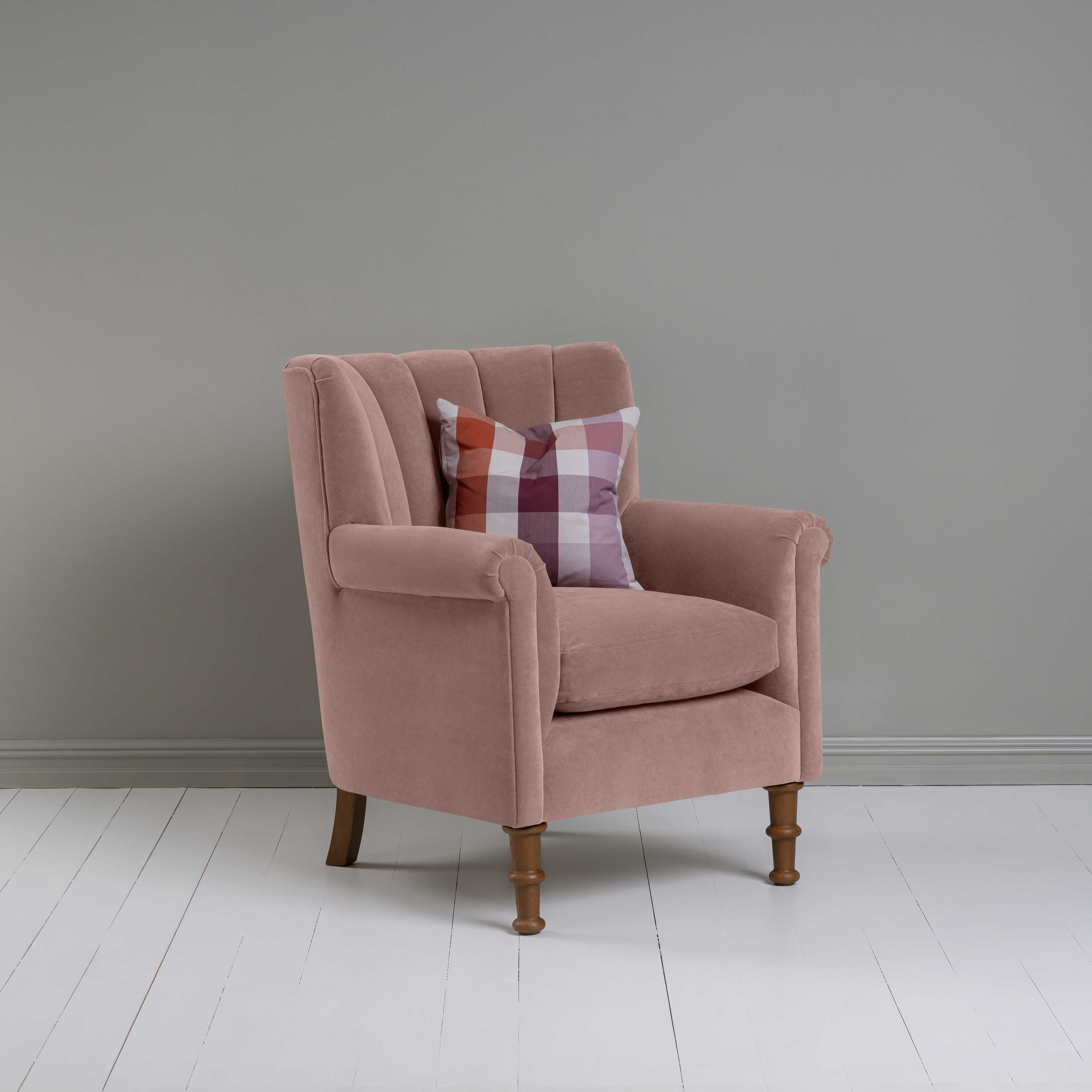  Time Out Armchair in Intelligent Velvet Dusky Pink, Side View With Cushion - NiX 