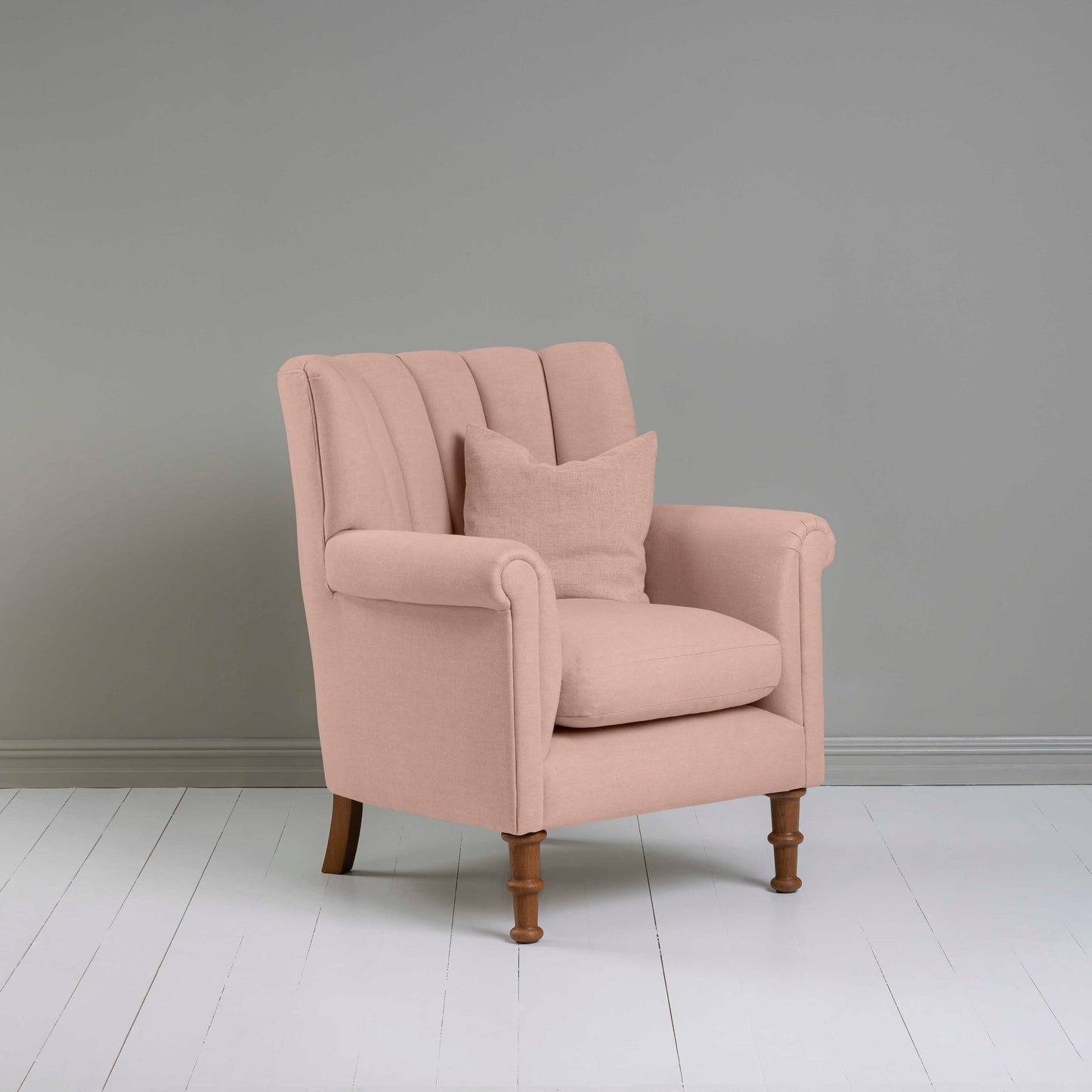 Time Out Armchair in Laidback Linen Dusky Pink