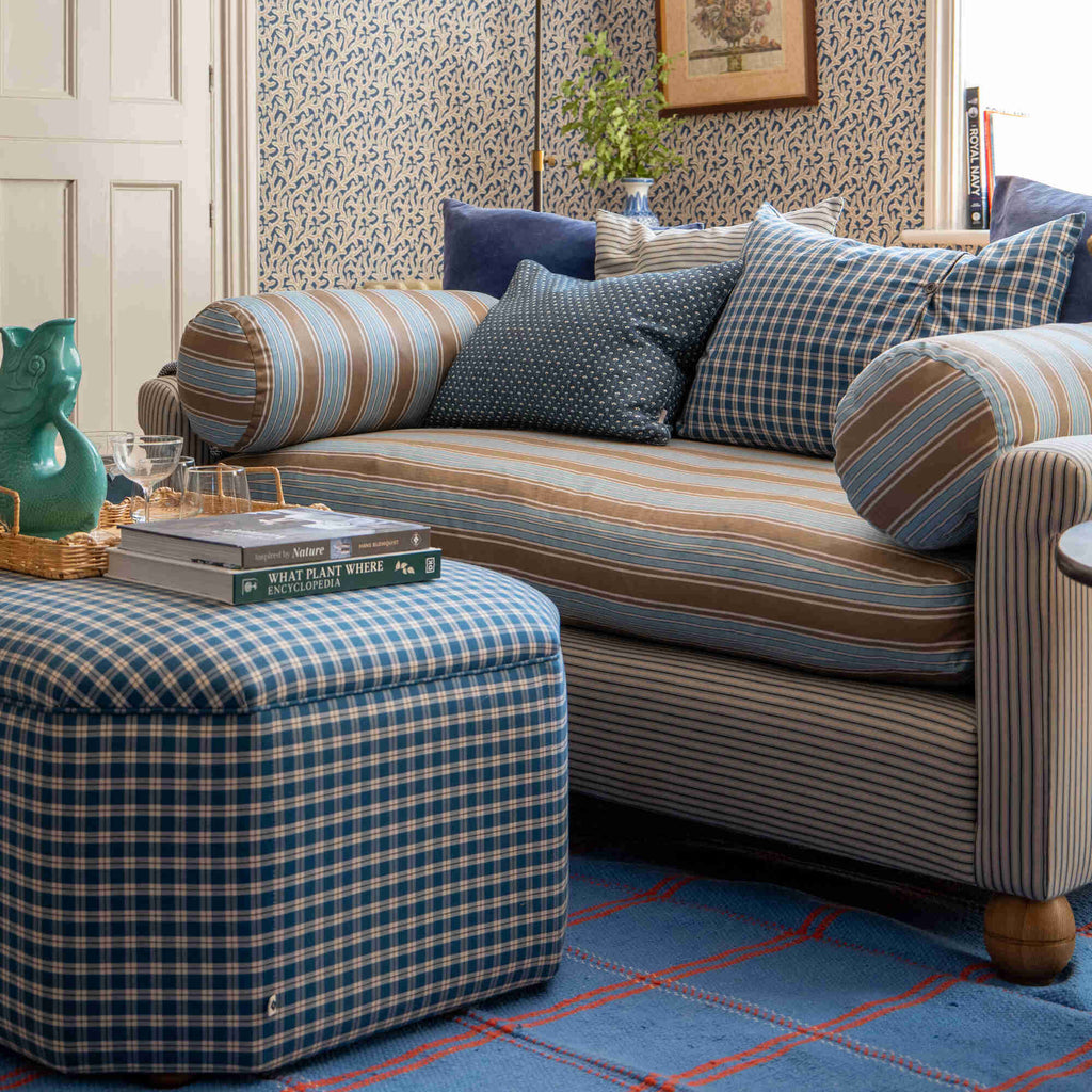  Idler 2 Seater Sofa in Laidback Linen Cayenne 