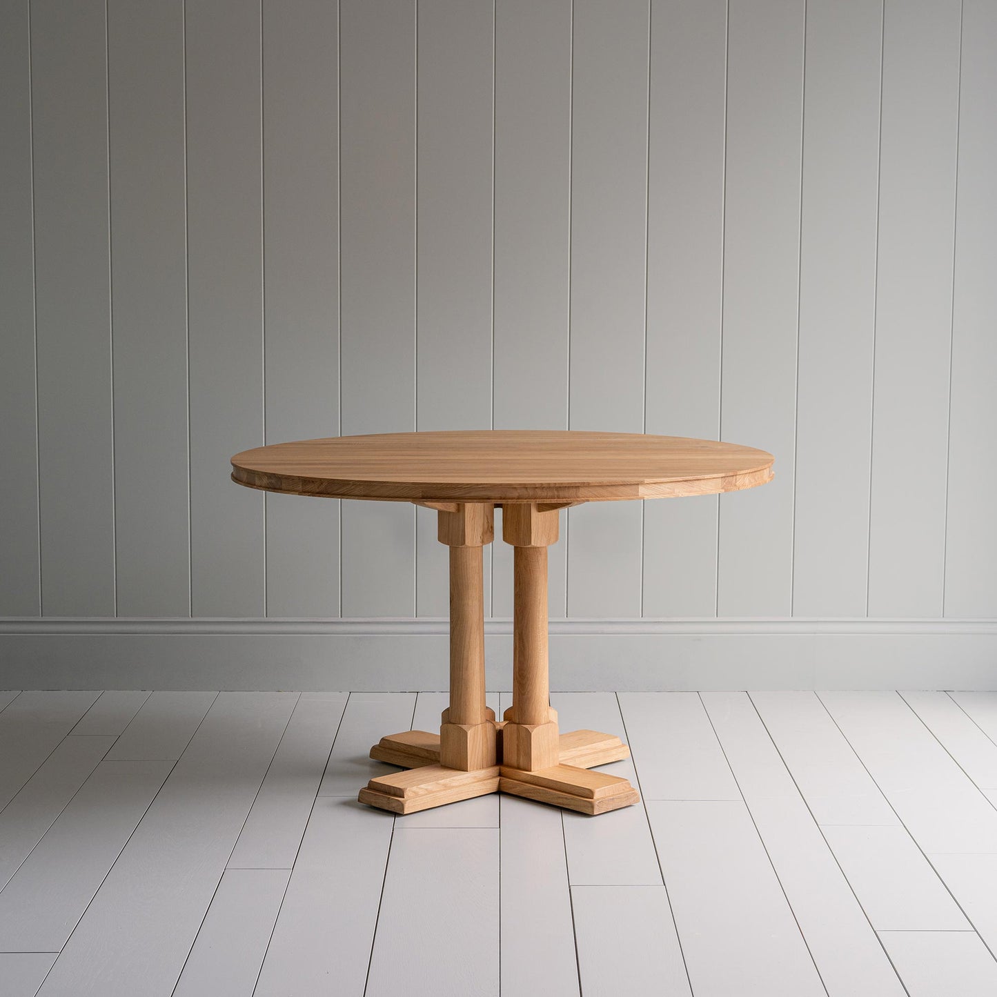 Gather Round Dining Table in Oak