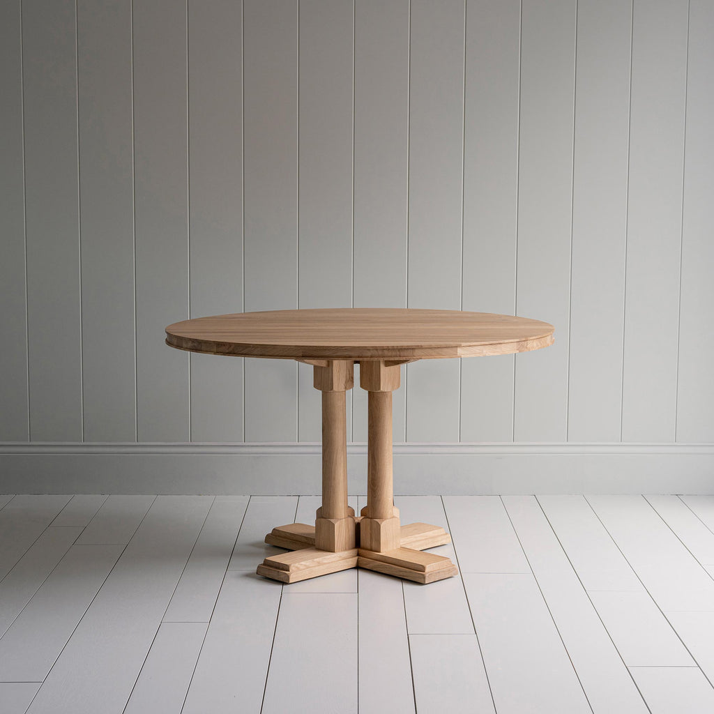  Gather Round Dining Table in Oak 