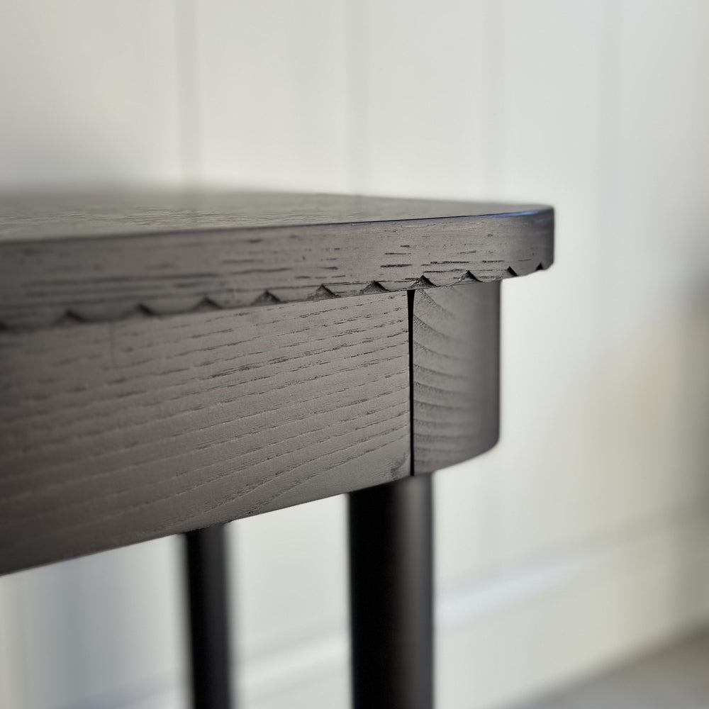Prose Desk Coal Black Edge Closeup - NiX