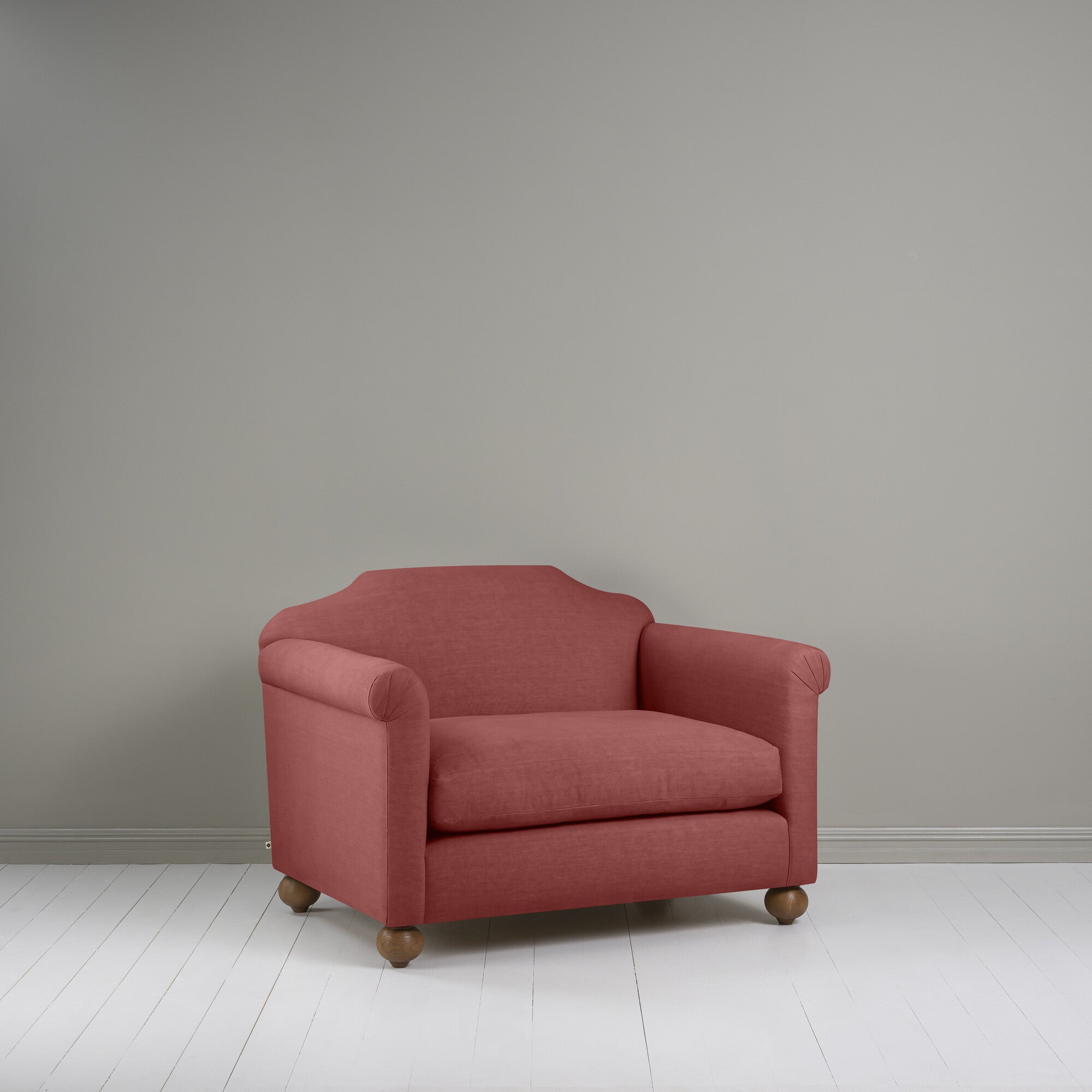  Dolittle Love Seat in Laidback Linen Rouge 