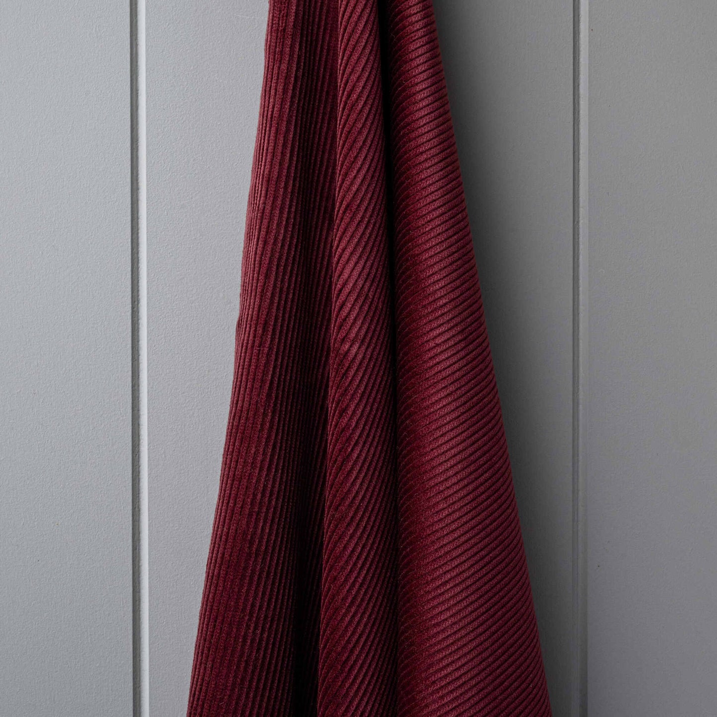 Heavy-weight Organic Cotton, Classic Corduroy Cherry
