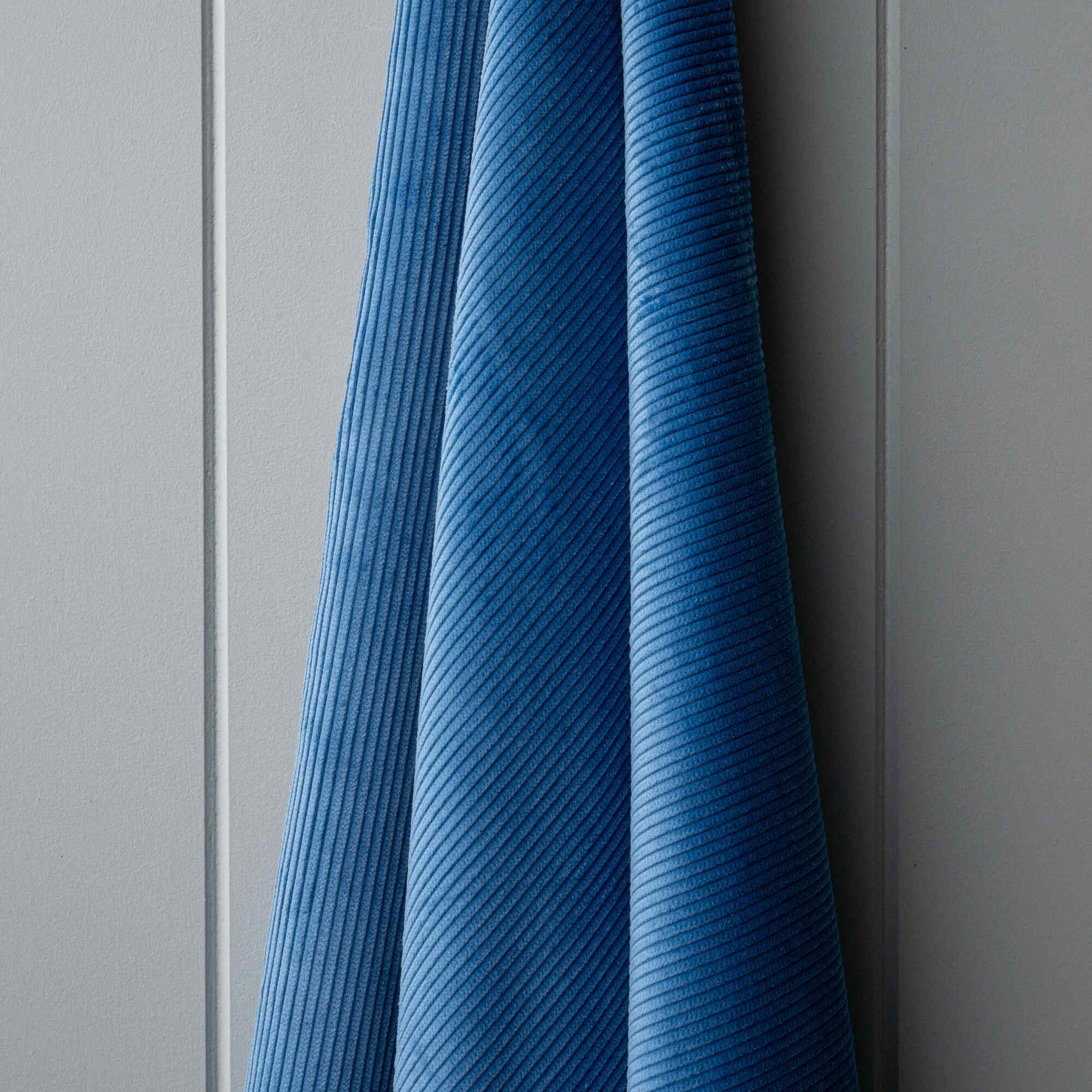  Heavy-weight Organic Cotton, Classic Corduroy Harbour Blue 