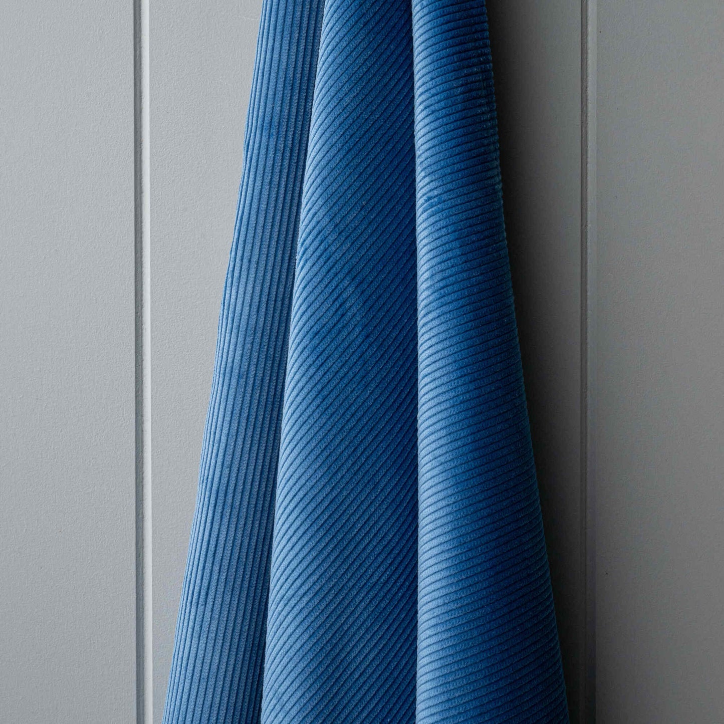 Heavy-weight Organic Cotton, Classic Corduroy Harbour Blue