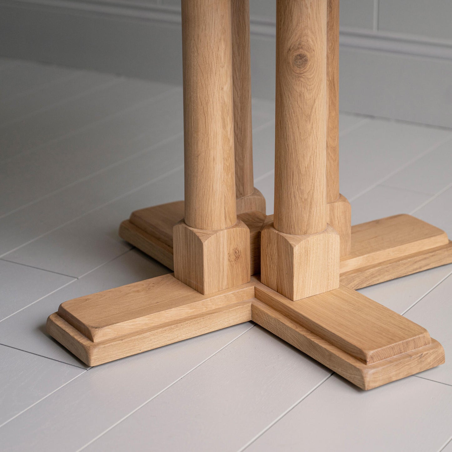 Gather Round Dining Table in Oak