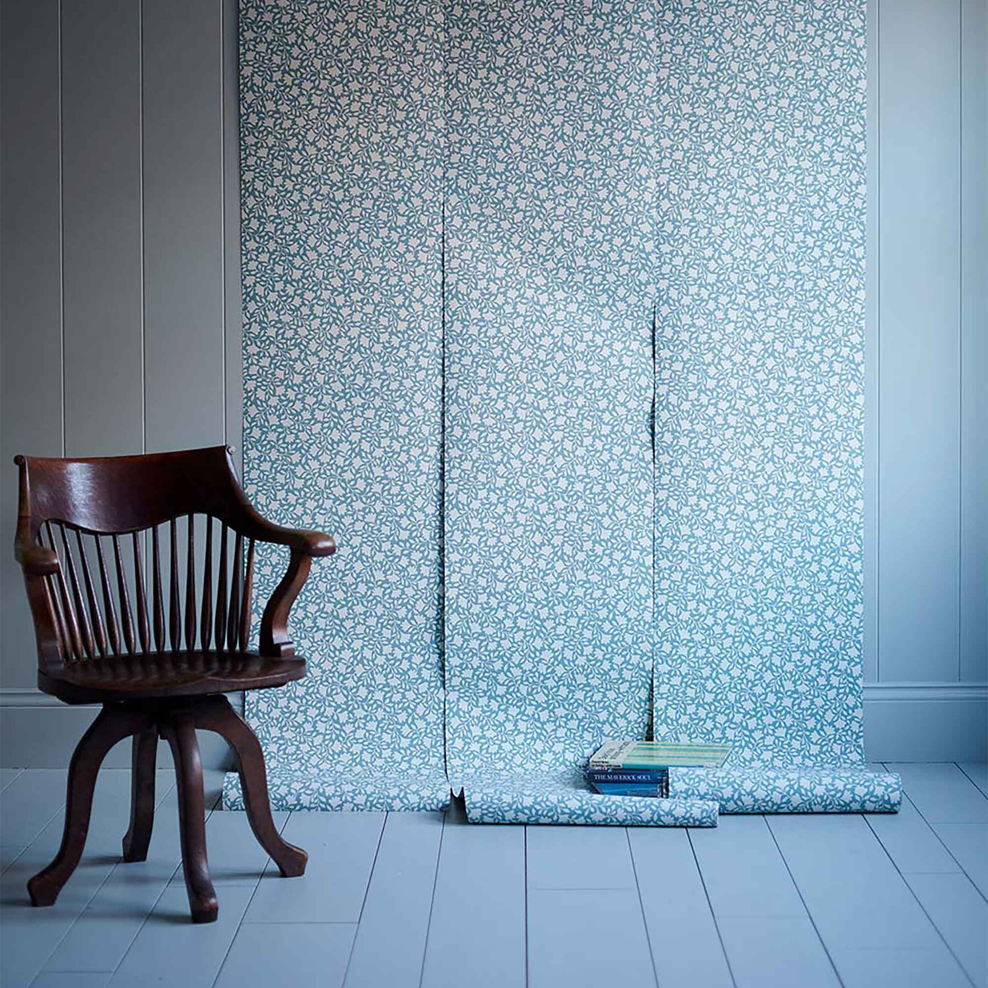 Ginko Wallpaper in Peacock - Nicola Harding