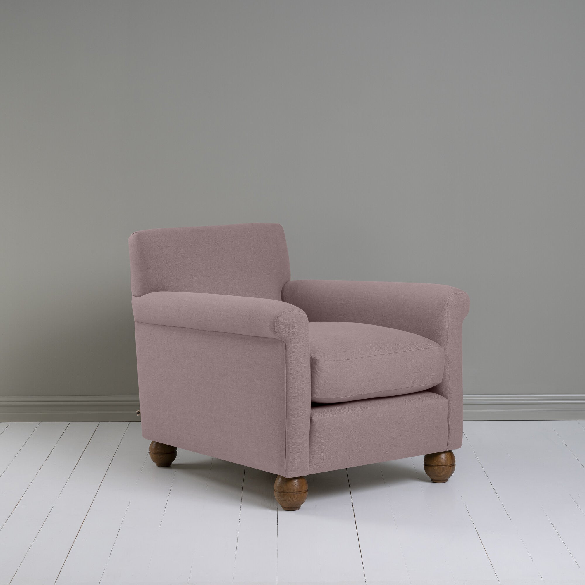  Idler Armchair in Laidback Linen Heather 