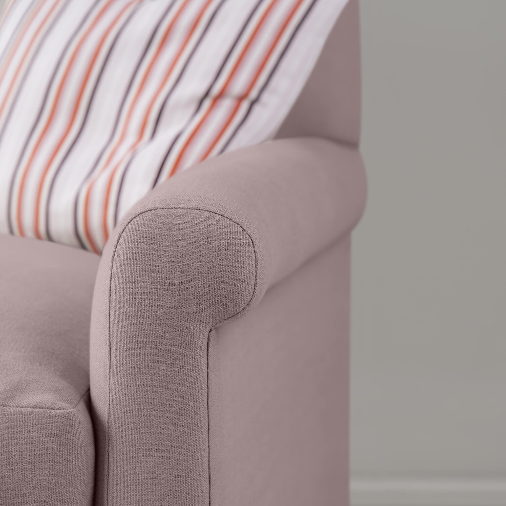  Idler Armchair in Laidback Linen Heather 