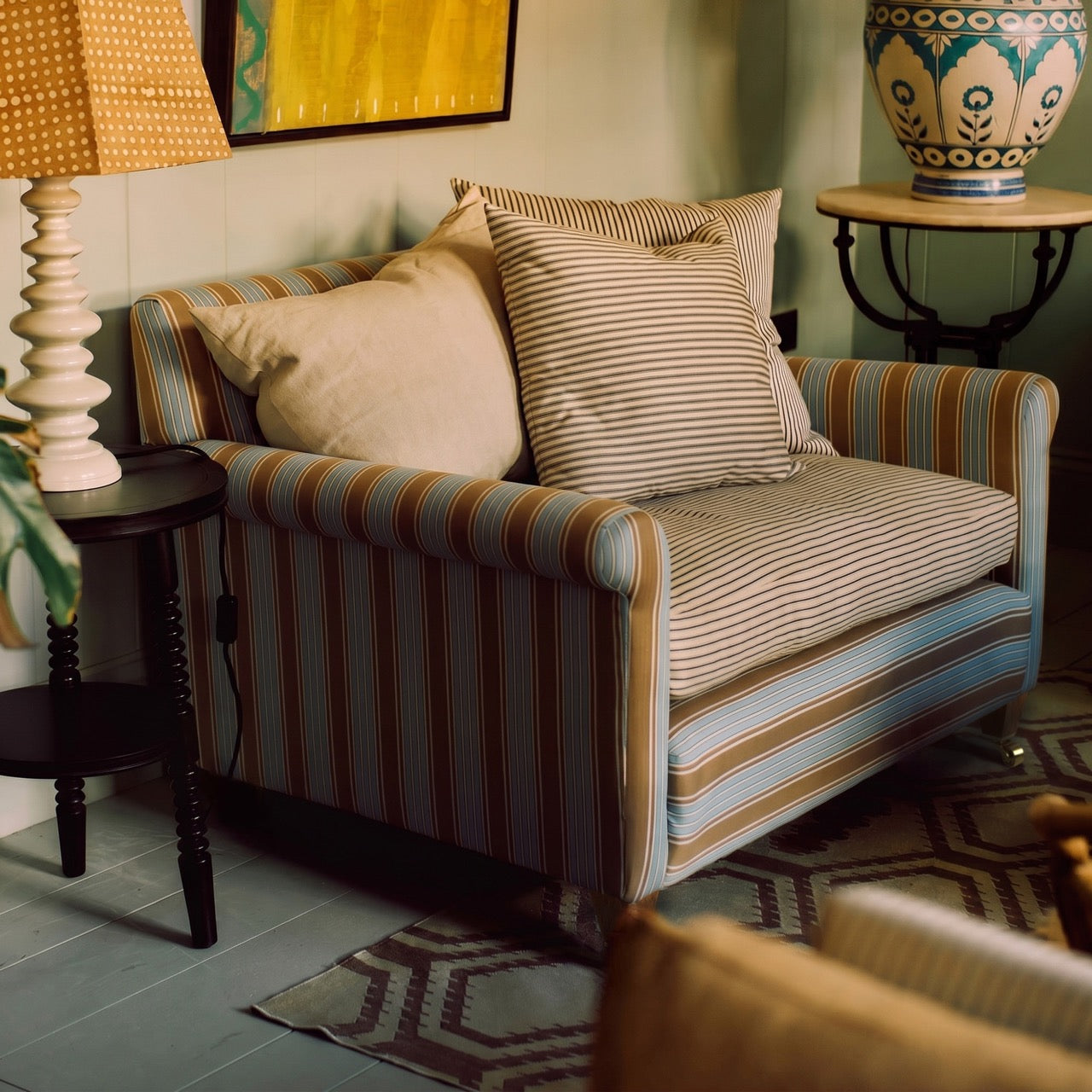 Idler Love Seat in Laidback Linen Mineral