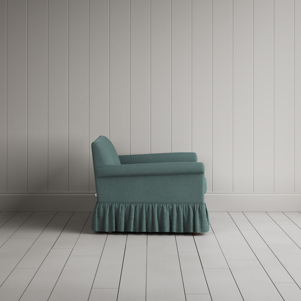  Curtain Call Love Seat in Laidback Linen Mineral 