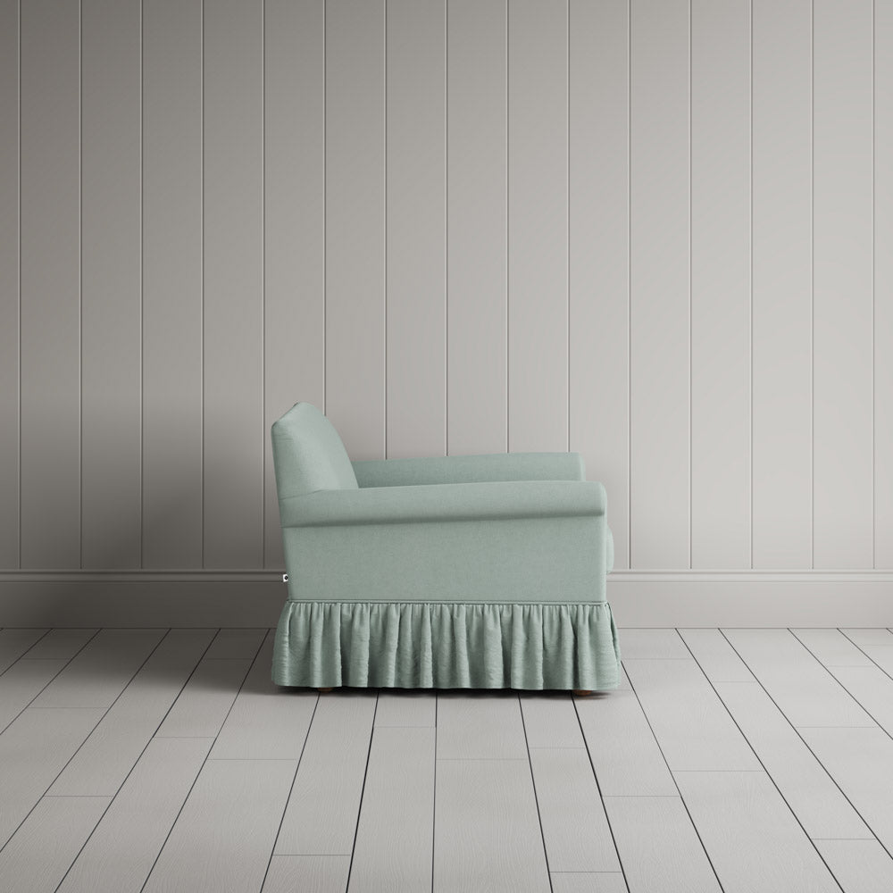  Curtain Call Love Seat in Laidback Linen Sky 