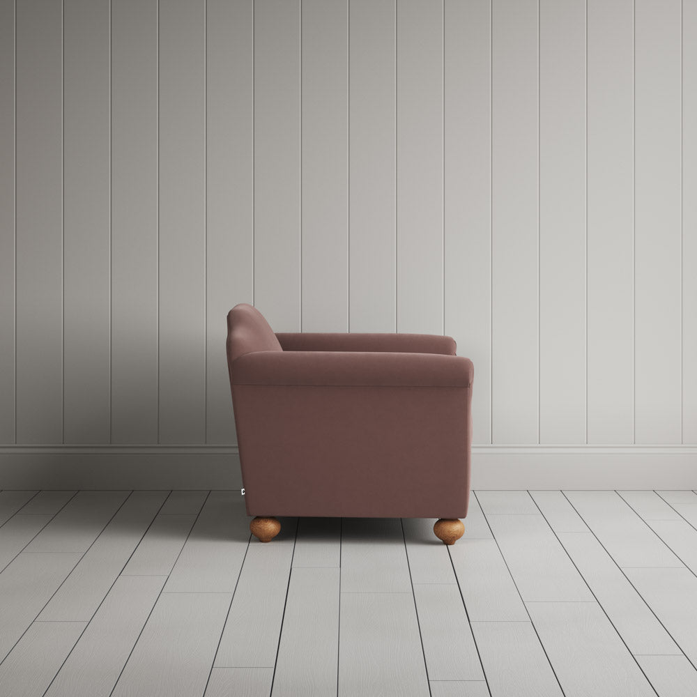  Dolittle Love Seat in Intelligent Velvet Dusky Pink 