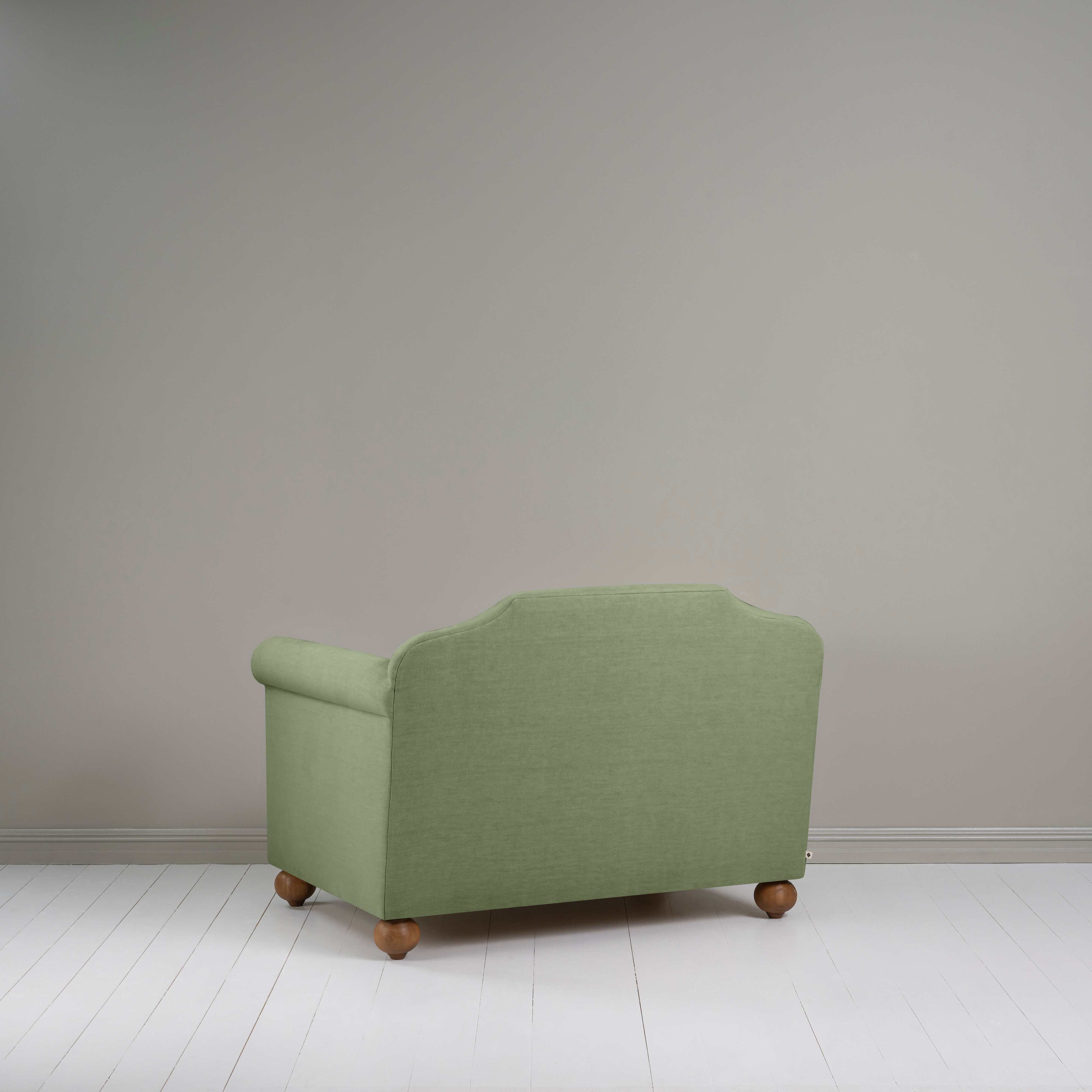  Dolittle Love Seat in Laidback Linen Moss 