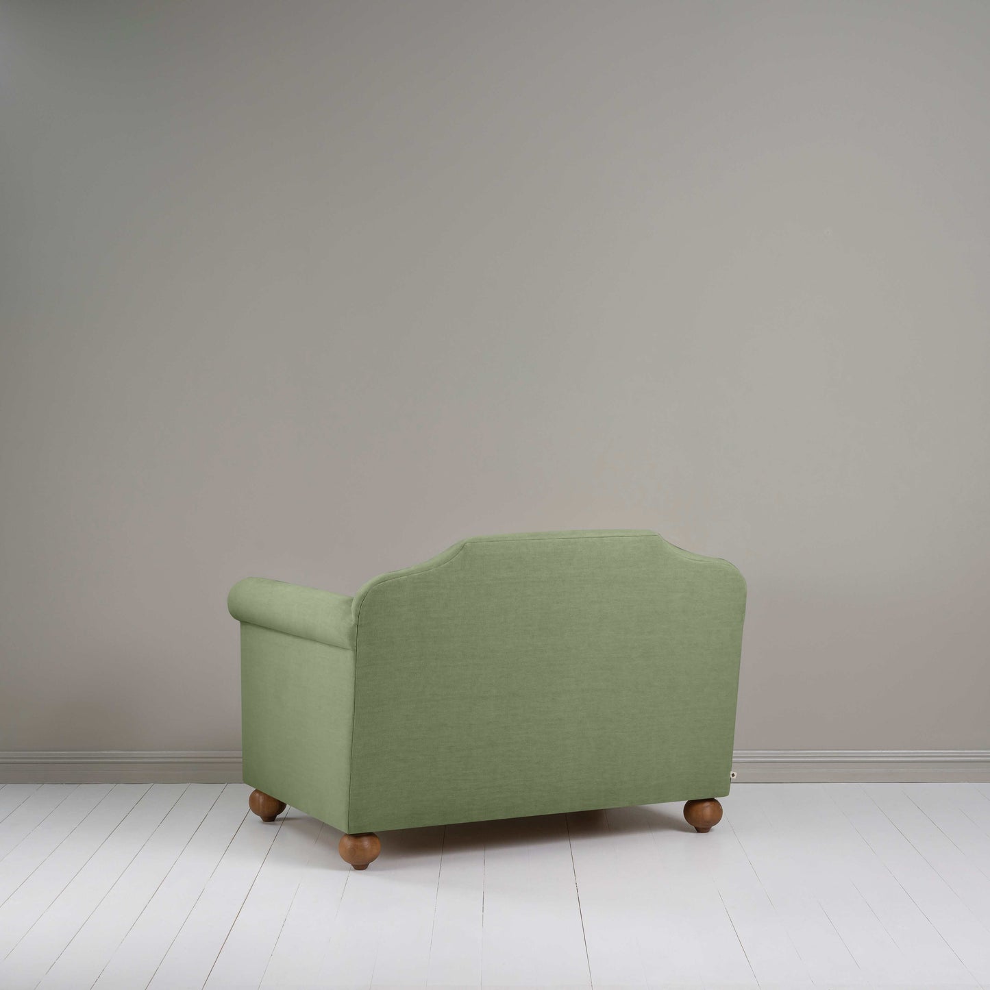 Dolittle Love Seat in Laidback Linen Moss