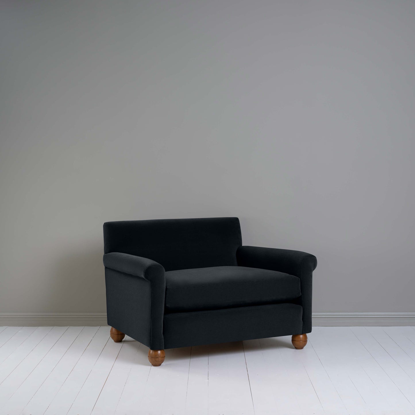 Idler Love Seat in Intelligent Velvet Onyx