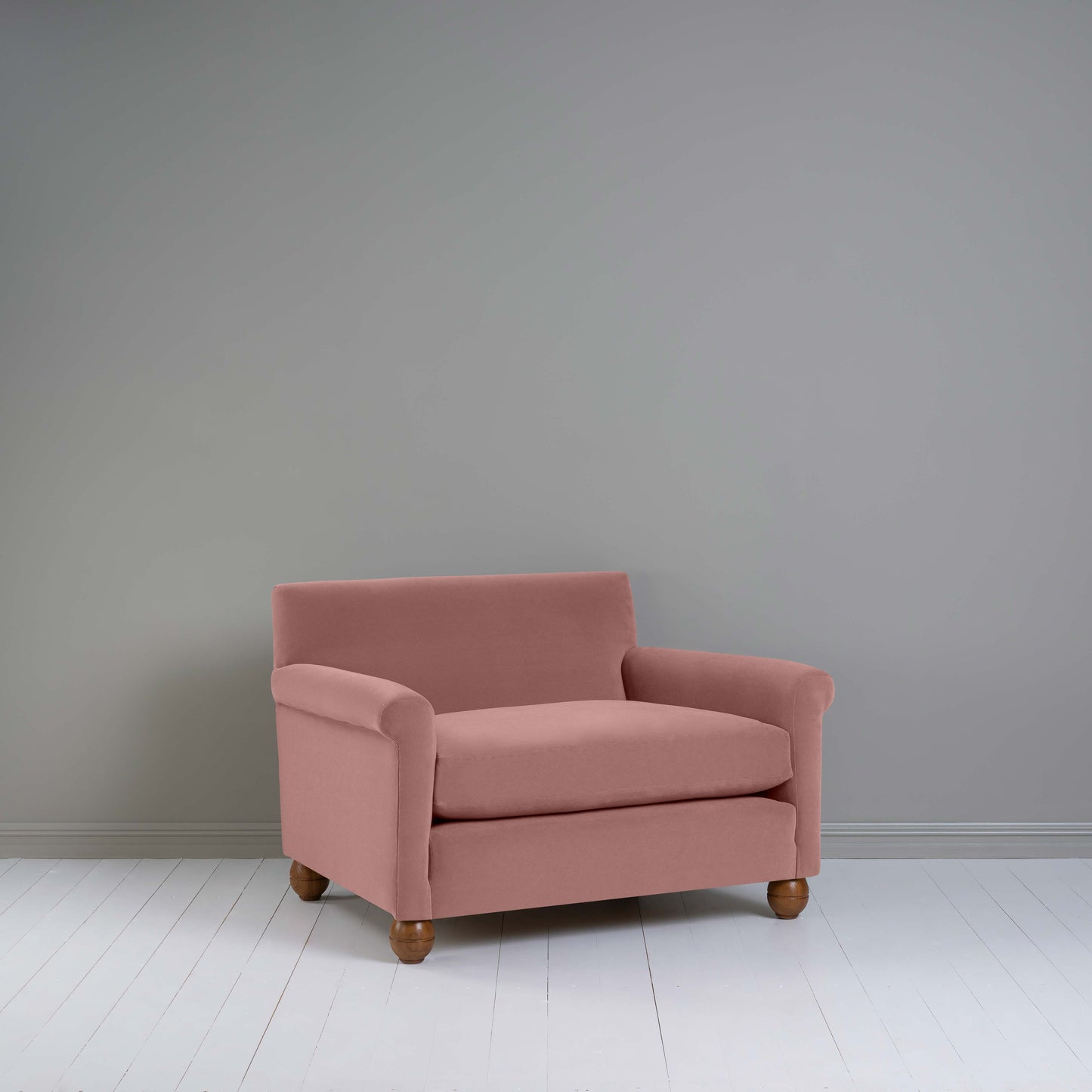 Idler Love Seat in Intelligent Velvet Rose