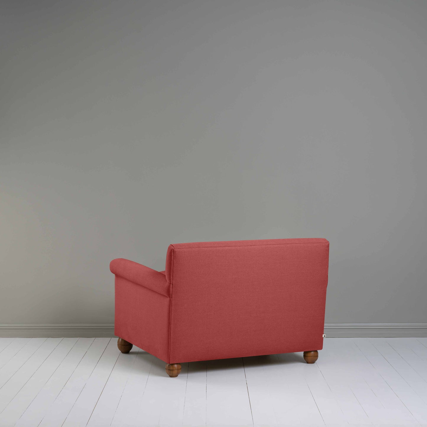 Idler Love Seat in Laidback Linen Rouge