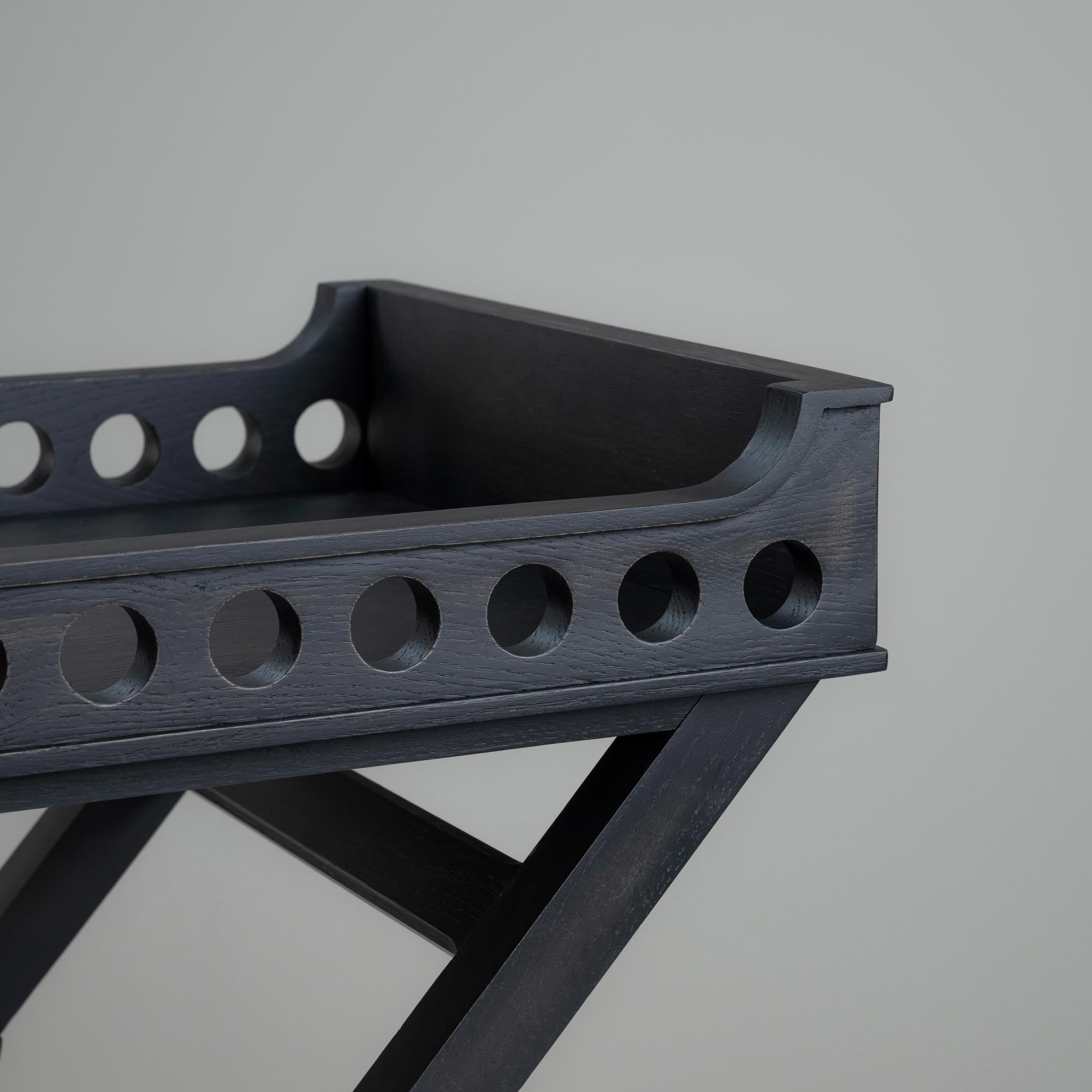  Design Closeup of Ready Steady Tray Table, Coal Black - NiX Studio 