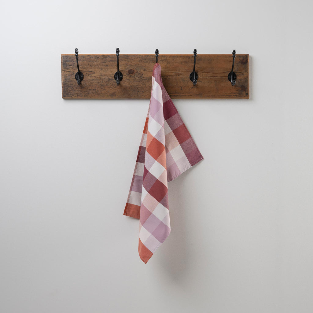  Luster Tea Towel in Checkmate Cotton, Berry 