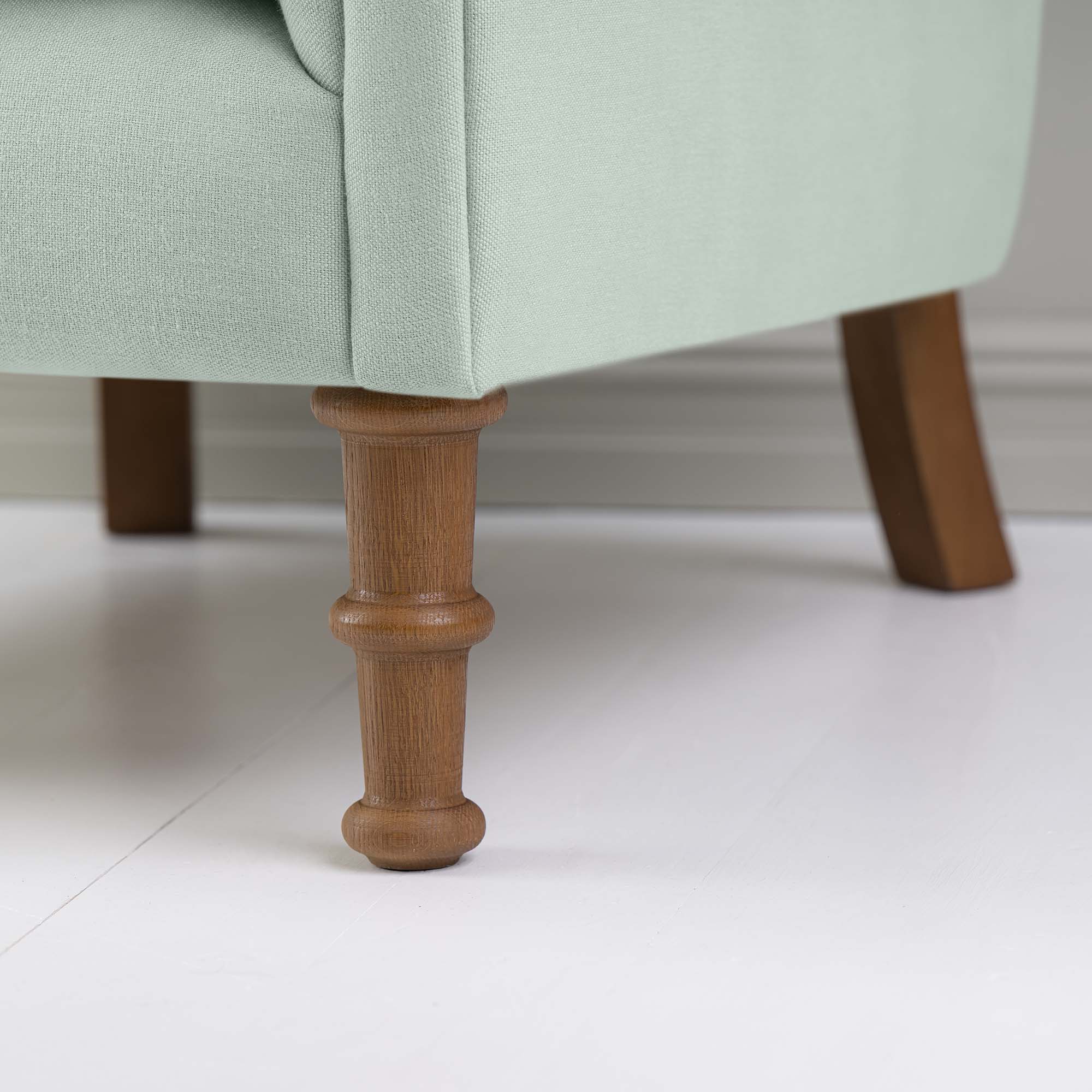  Time Out Armchair in Laidback Linen Sky, Front Foot Design Closeup - NiX 